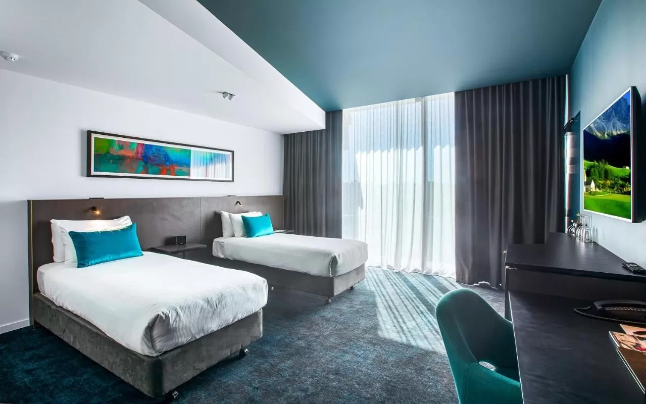 Twin Room in Eatons Hill Hotel