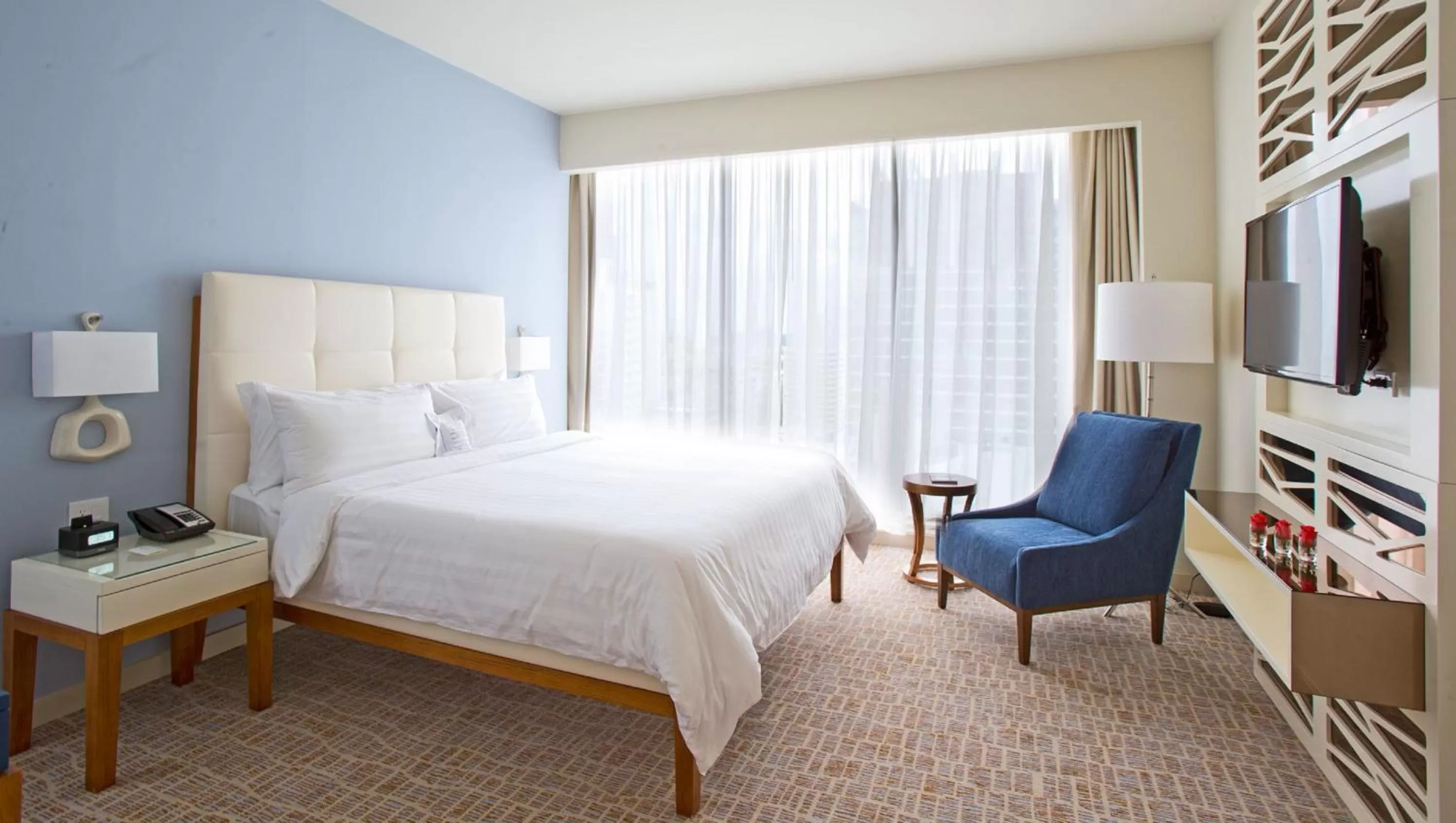 King Room with City View in Global Hotel Panama