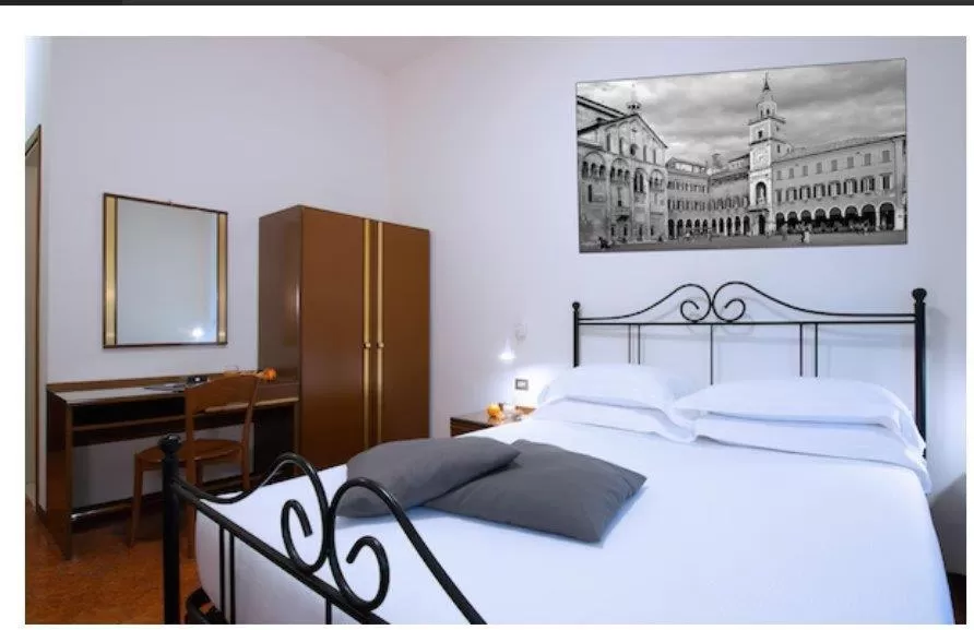 Economy Double Room - single occupancy in CDH Hotel Modena