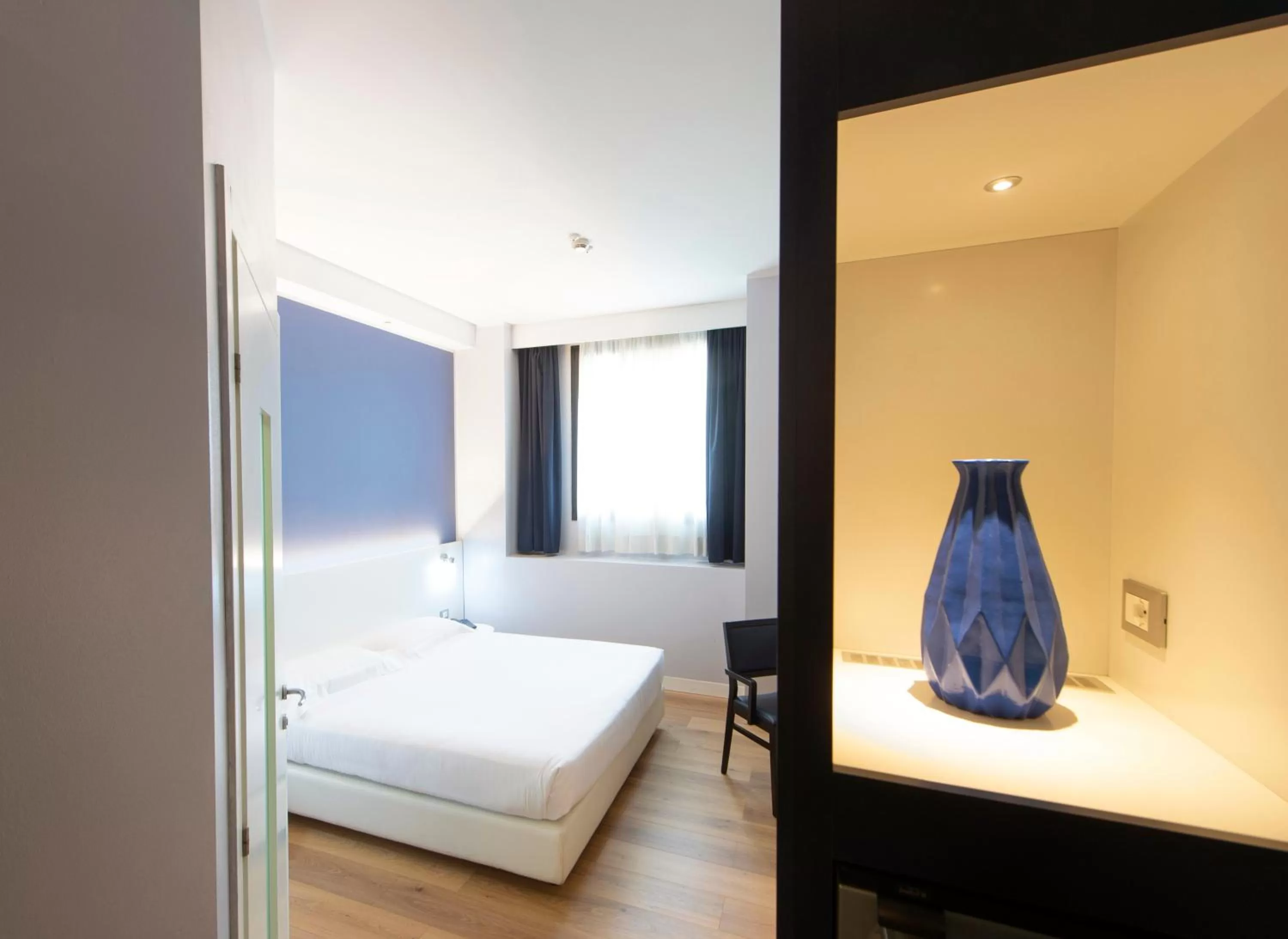 Comfort Double Room (Single Use) in Neo Hotel