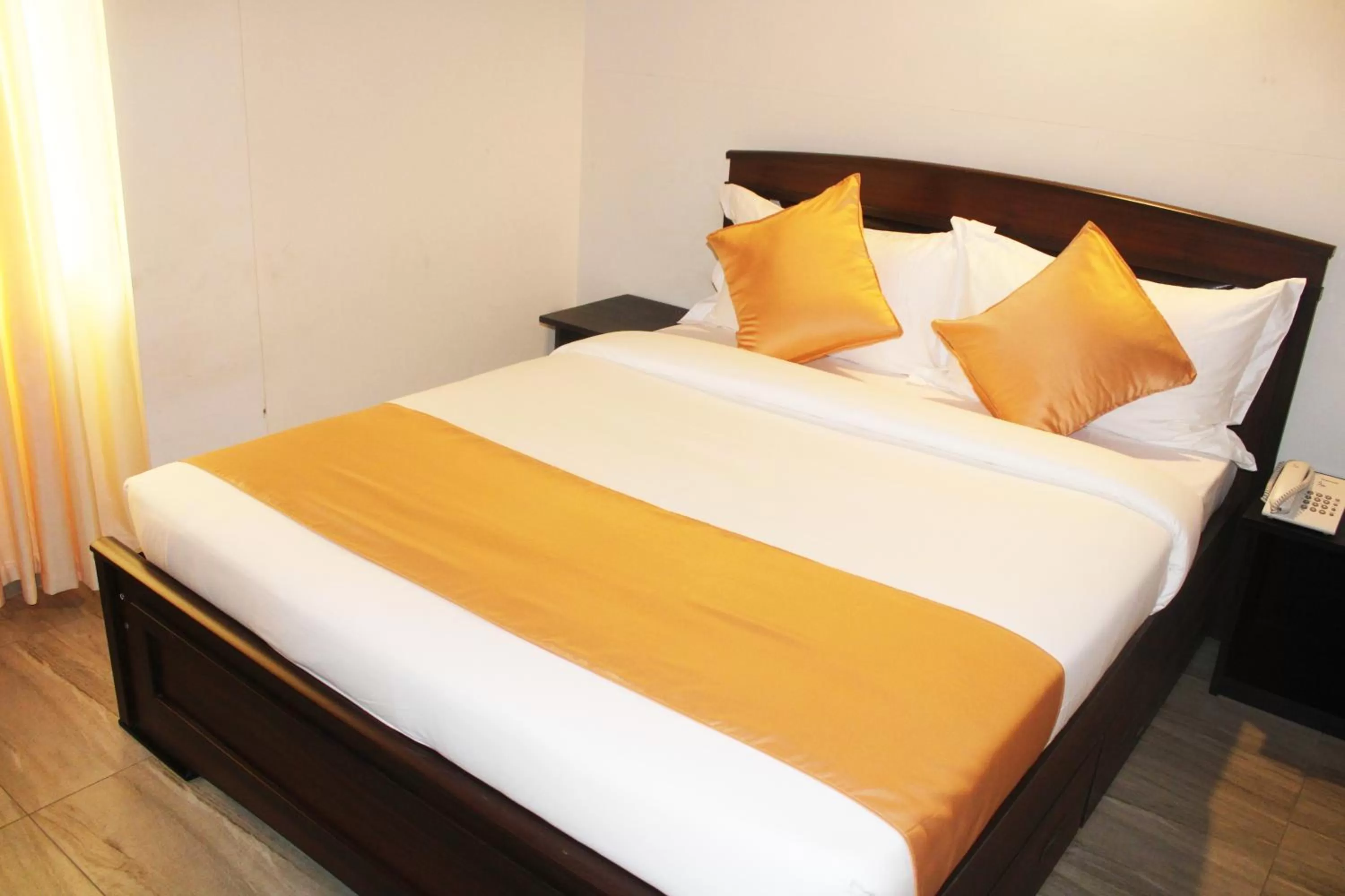 Standard Double Room with Fan in Sky Gate kandy