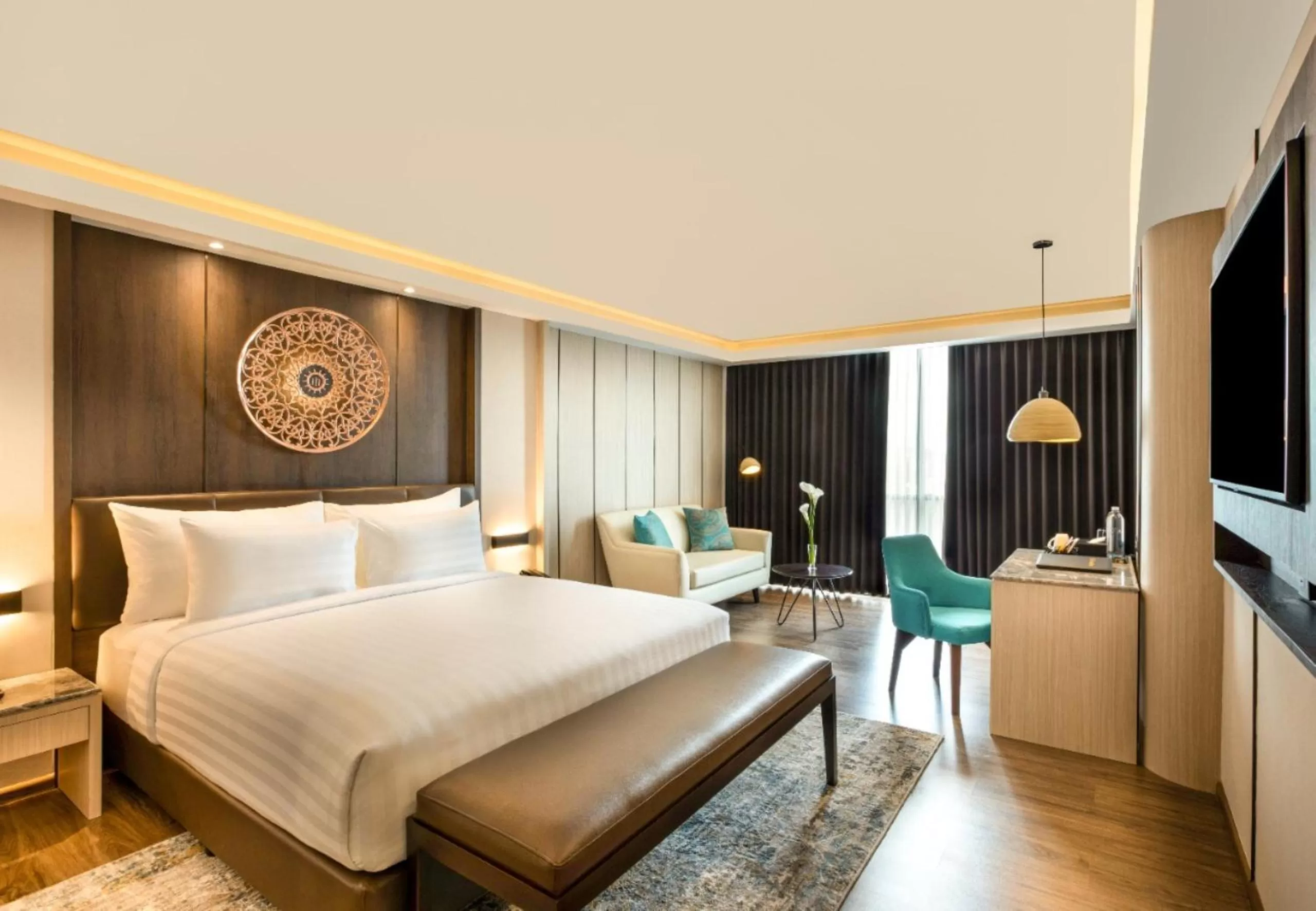 Grand Deluxe Double Room in The Manohara Hotel Yogyakarta