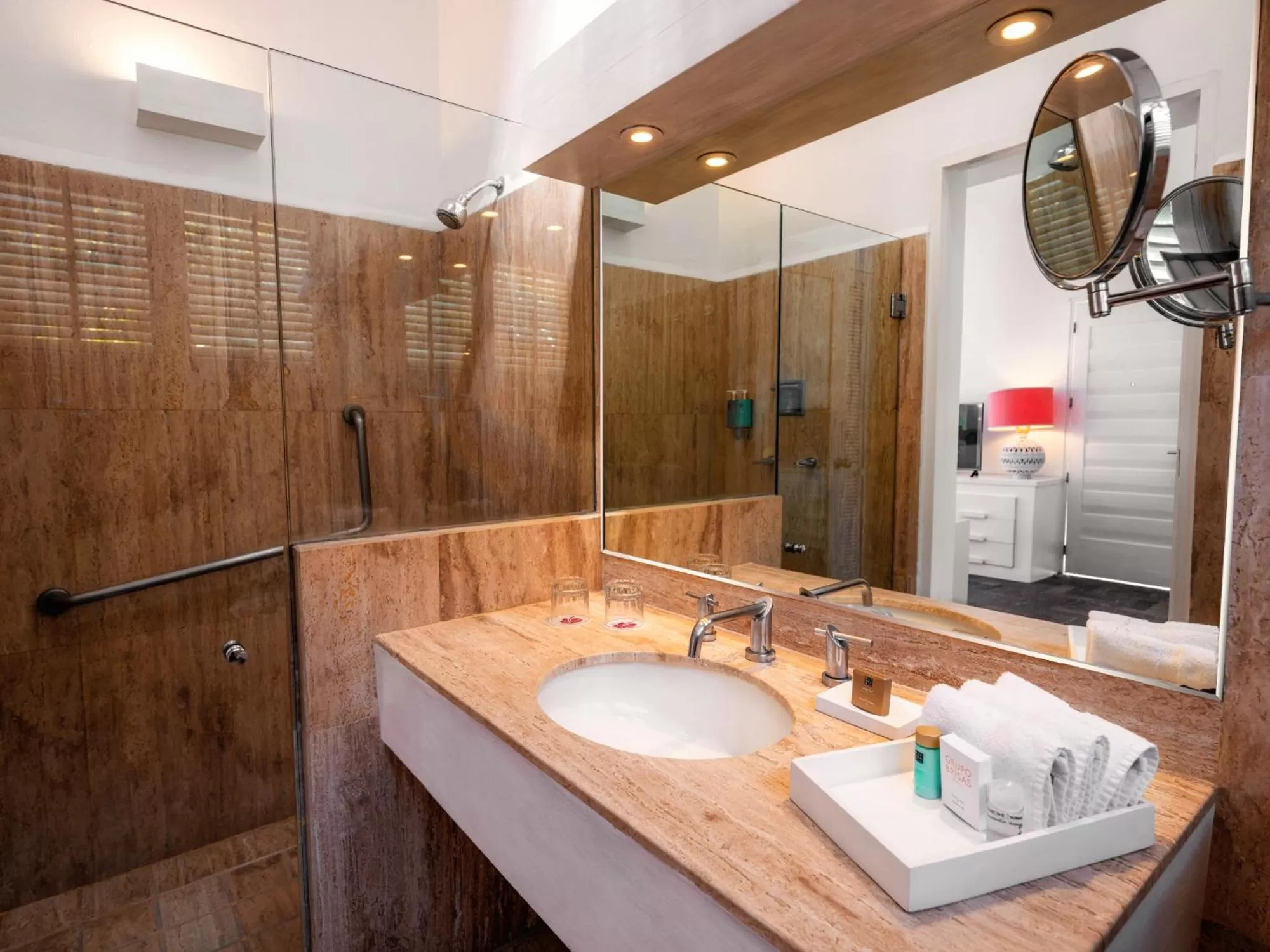 Casita with Shared Pool with Two Beds in Las Brisas Acapulco