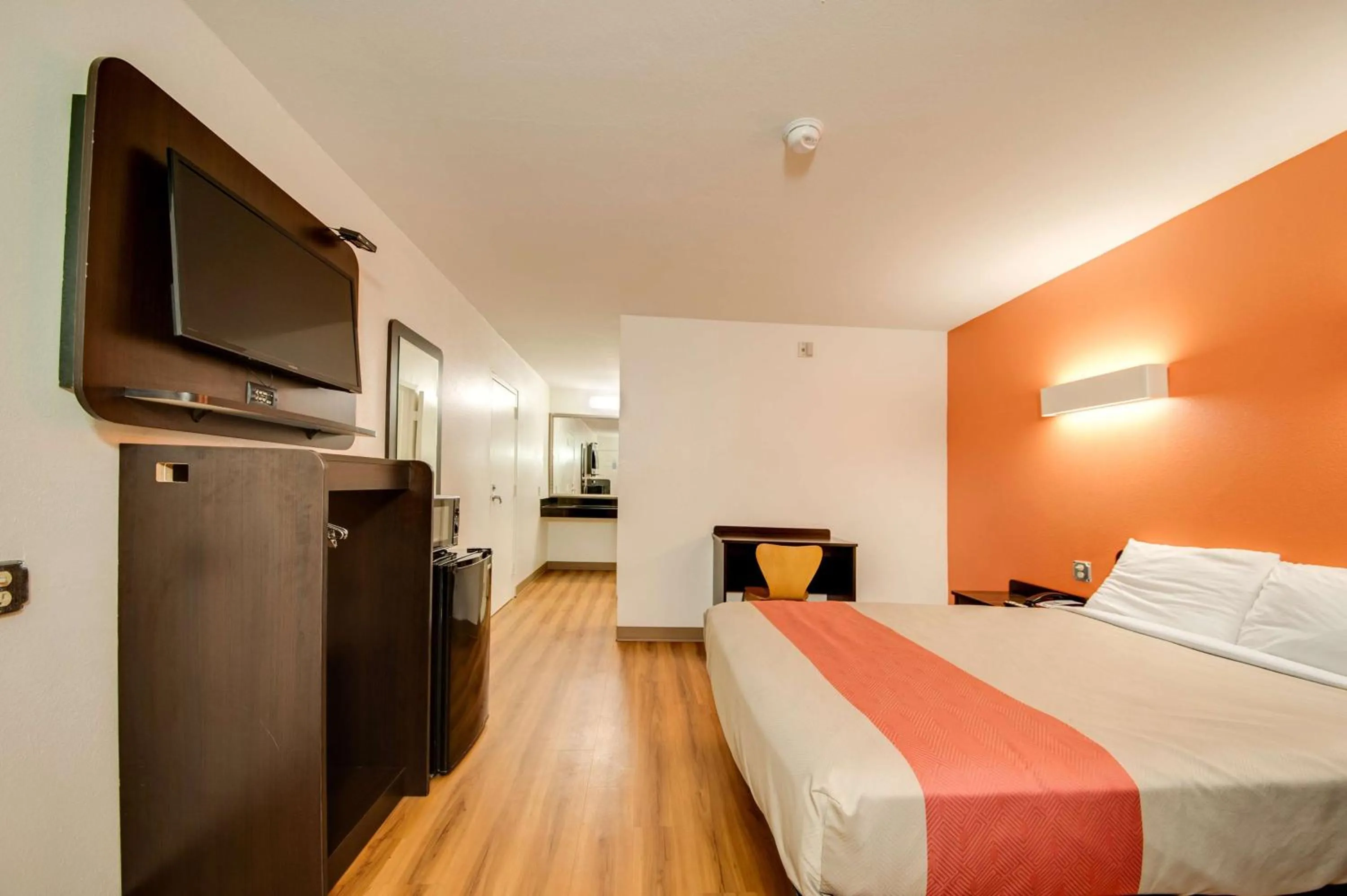 Double Room - single occupancy - Smoking in Motel 6-Jennings, LA