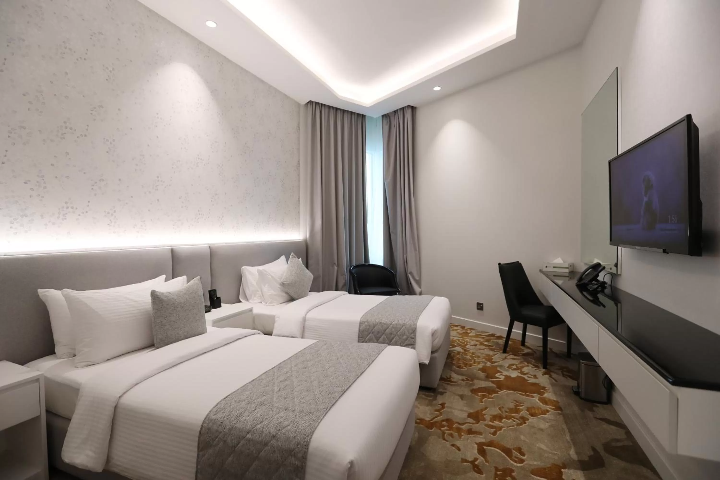 Standard Twin Room in eStay Hotel