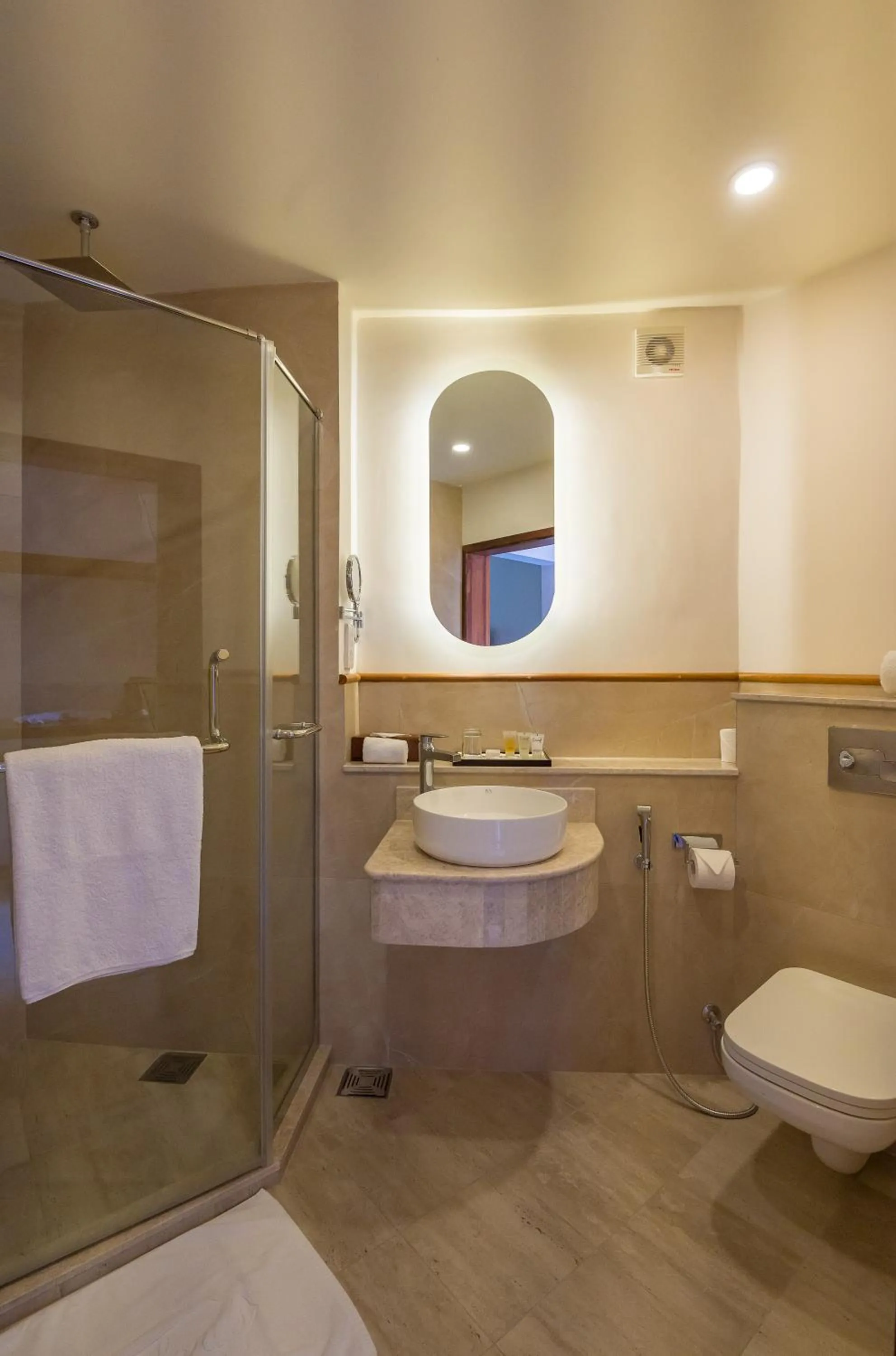 Standard King Room in White Sands Hotel