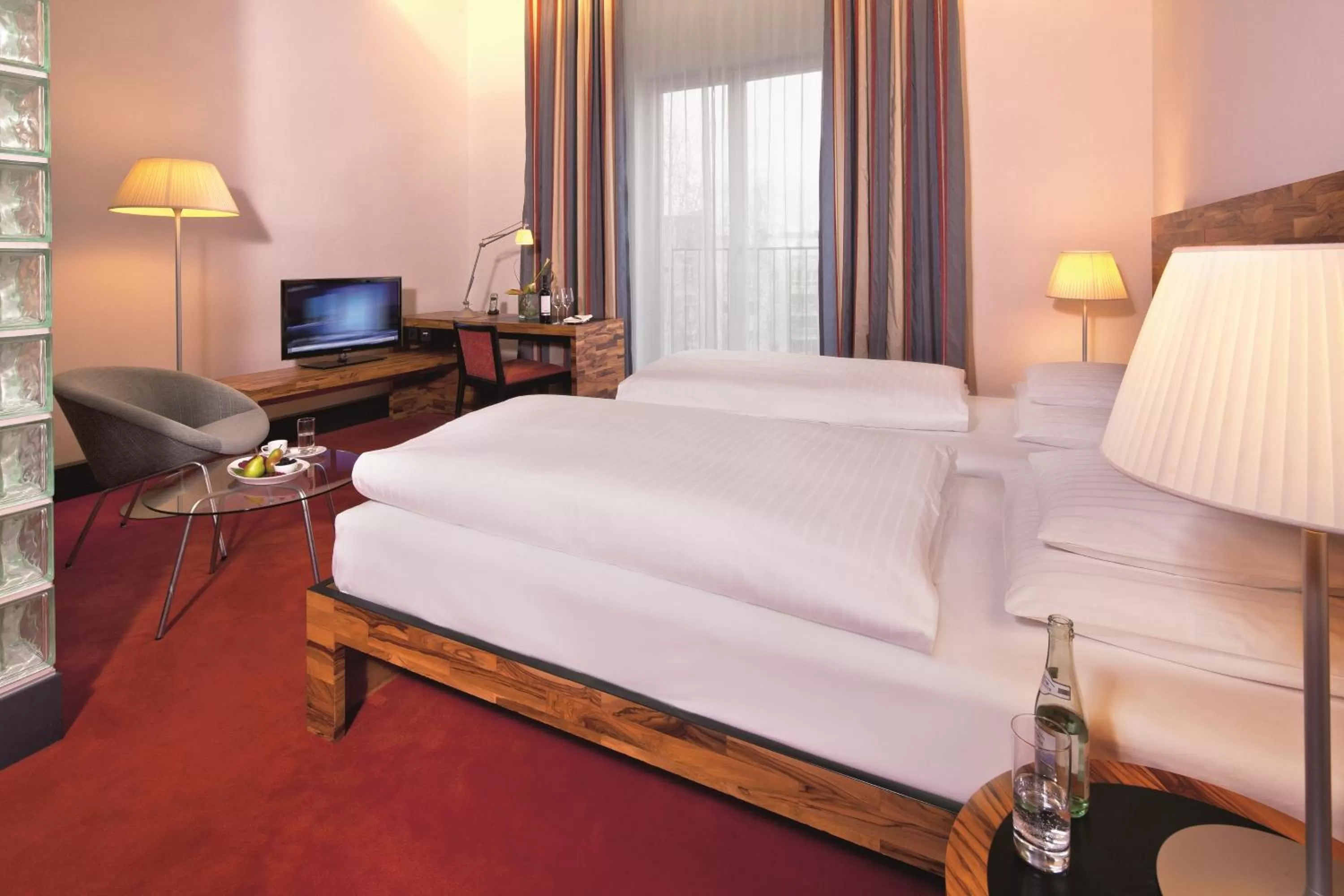 Superior Twin Room in Mövenpick Hotel Berlin Am Potsdamer Platz