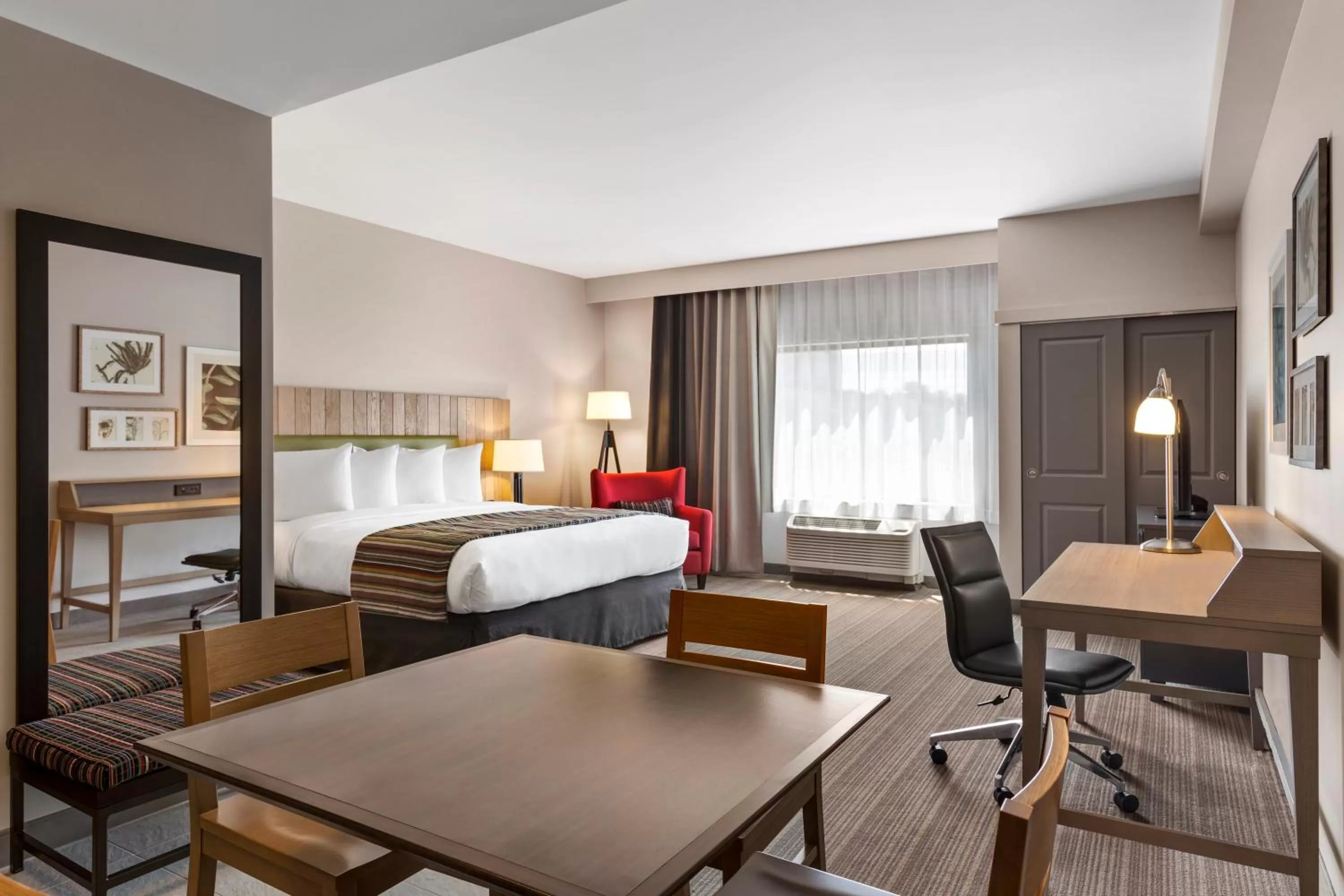 King Studio Suite - Disability Access in Country Inn & Suites by Radisson, Smithfield-Selma, NC