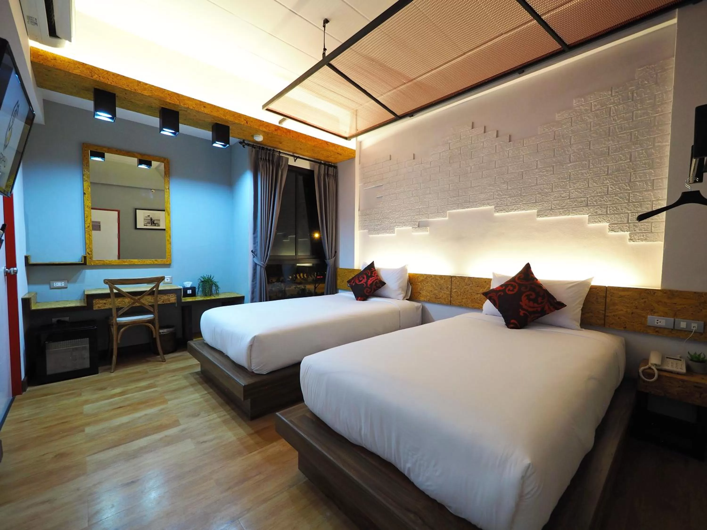 Superior Twin Room in Ps Sriphu Hotel