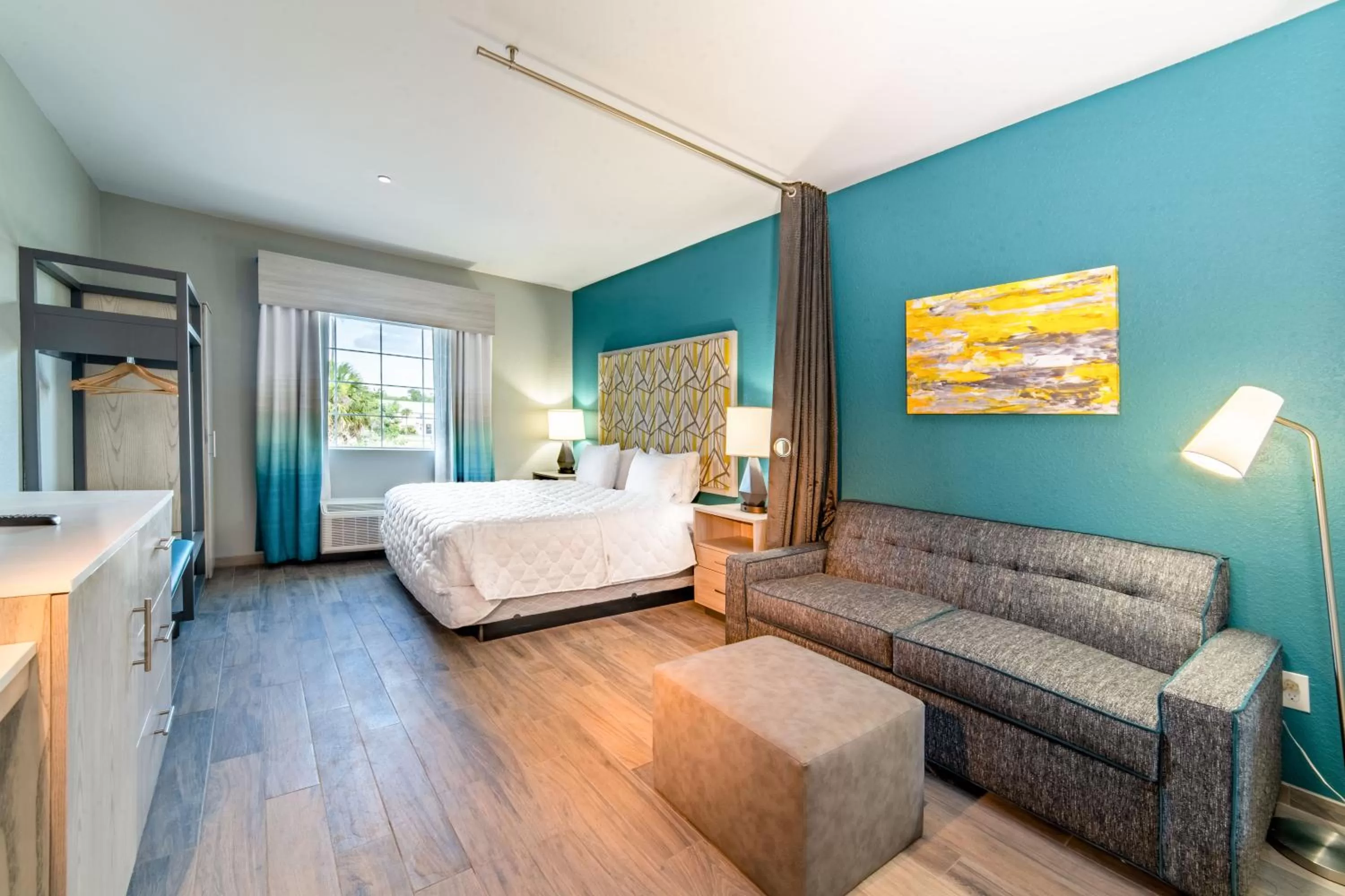 King Suite in Everglades Adventures Hotel Suites by Ivey House