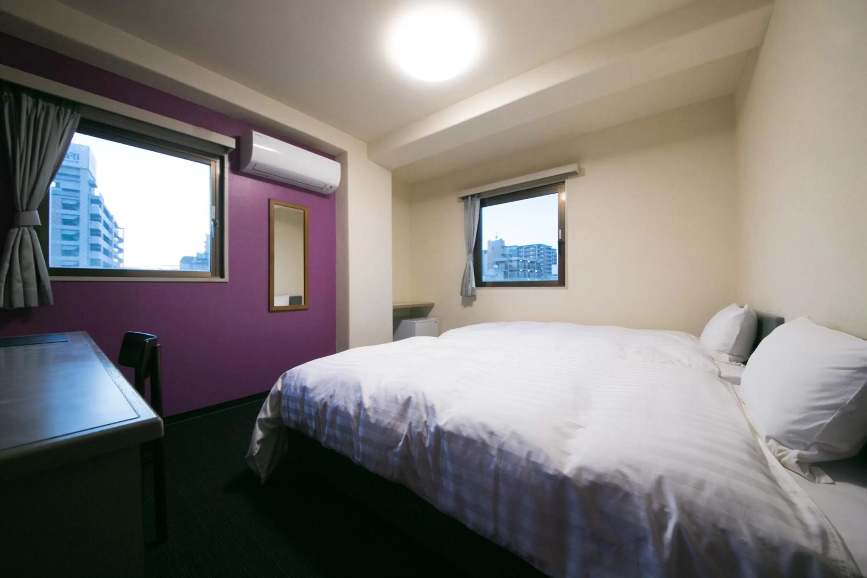 Twin Room - single occupancy - Non-Smoking in HOTEL 910