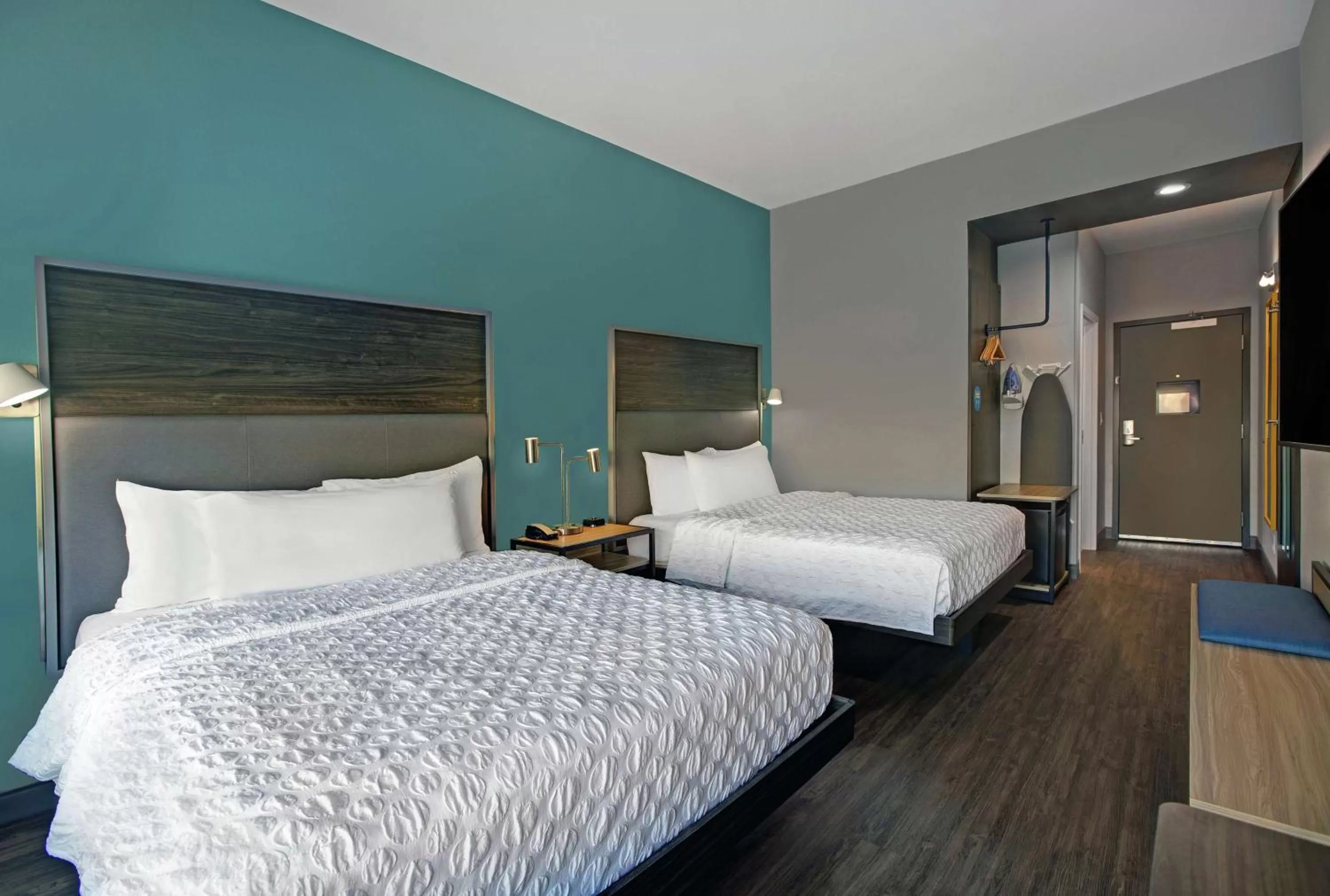 Queen Room with Two Queen Beds in Tru By Hilton Austin Airport, Tx