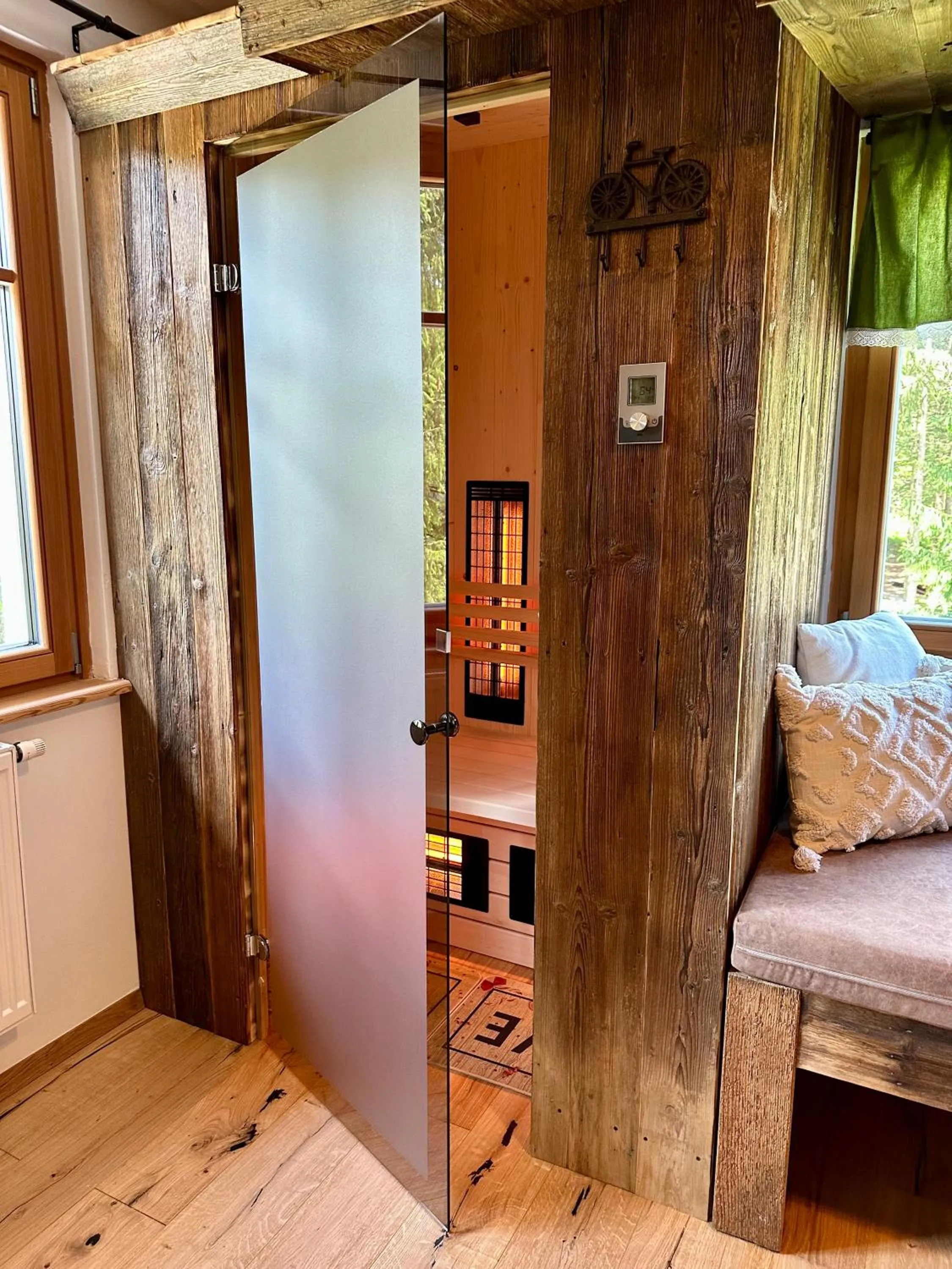 Deluxe Suite in Hotel Ribno Superior