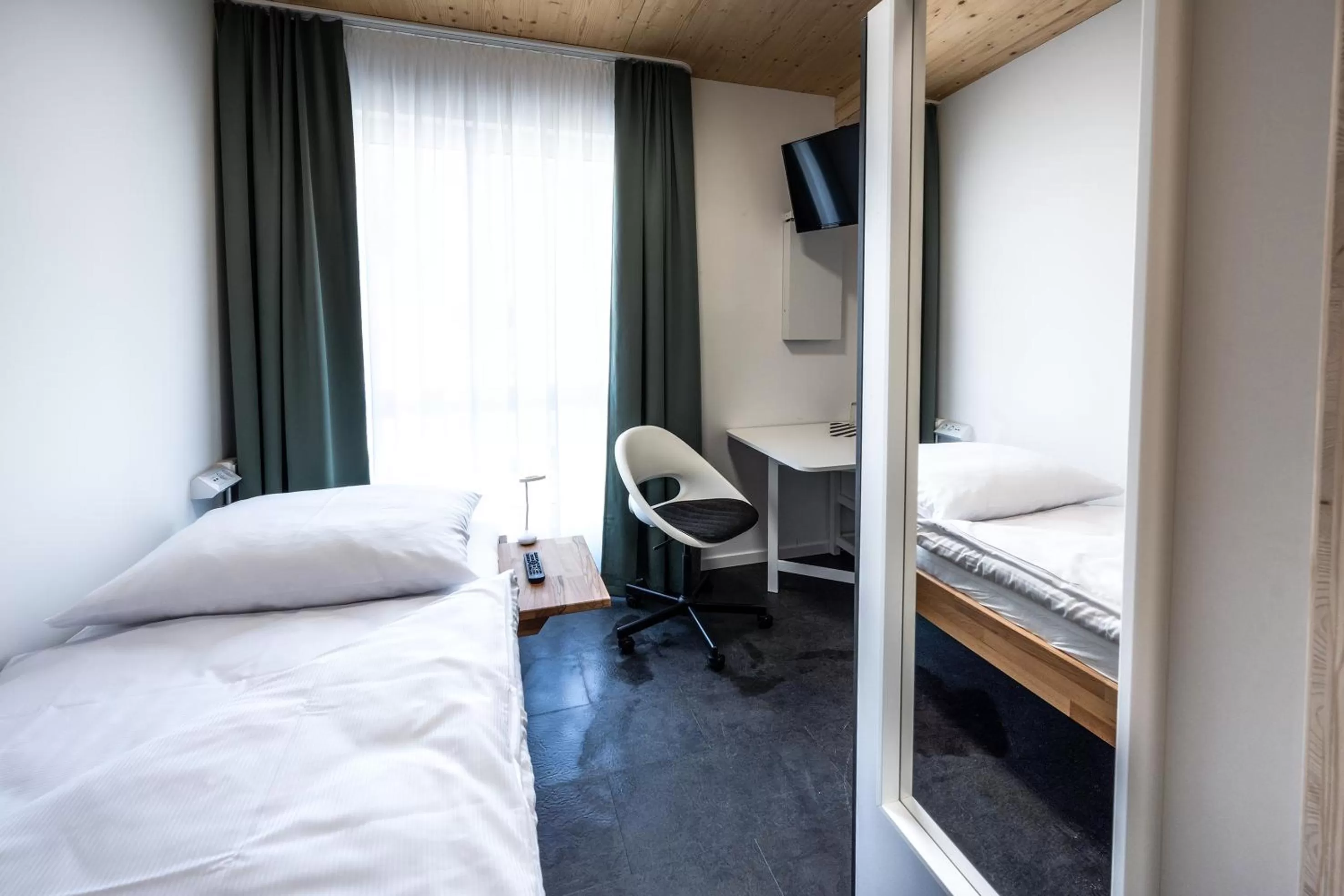 Single Room - single occupancy in Boardinghouse-Landau