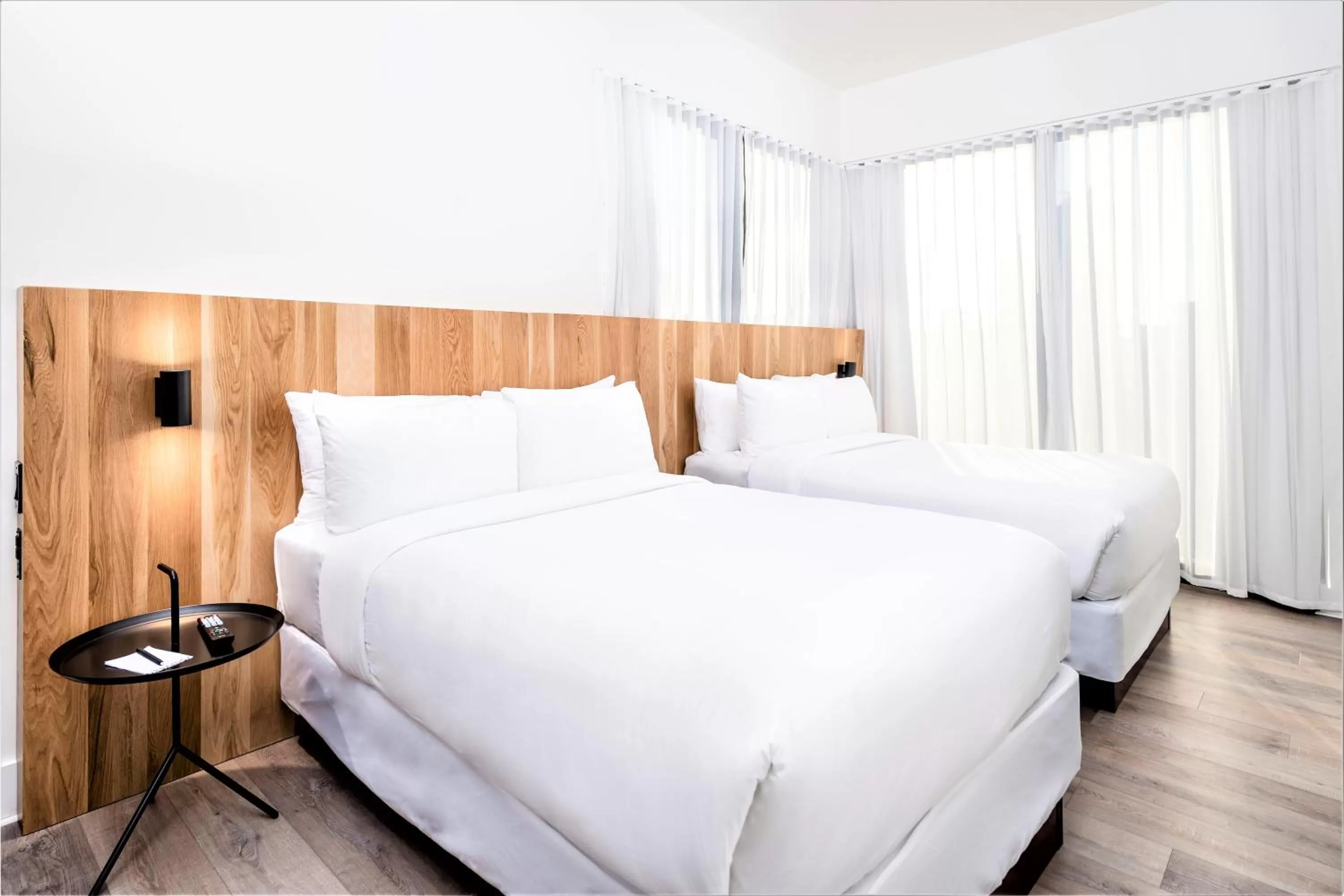 Club 2 Full in Urbanica Euclid