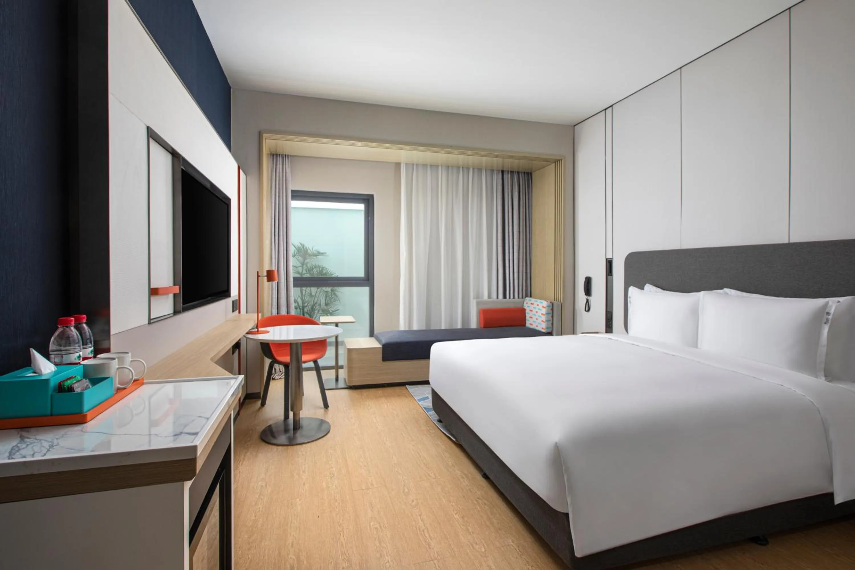 Standard King Room in Holiday Inn Express Beijing Yizhuang Center by IHG