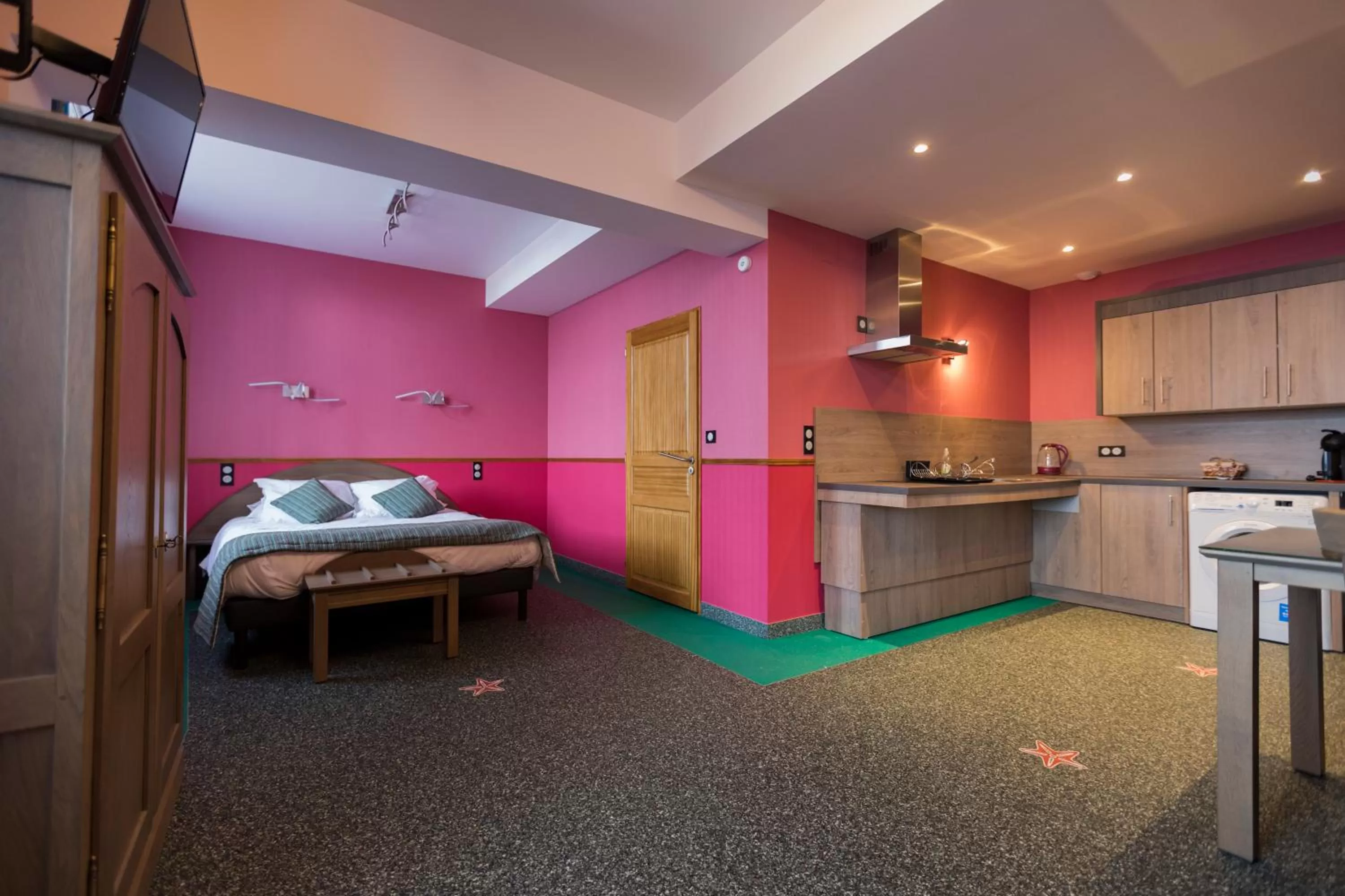 Studio - Disability Access in Hôtel De Calais