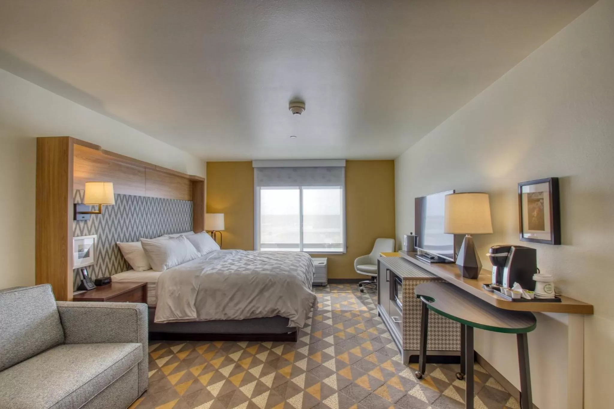 Premium King Room in Holiday Inn - Appleton by IHG