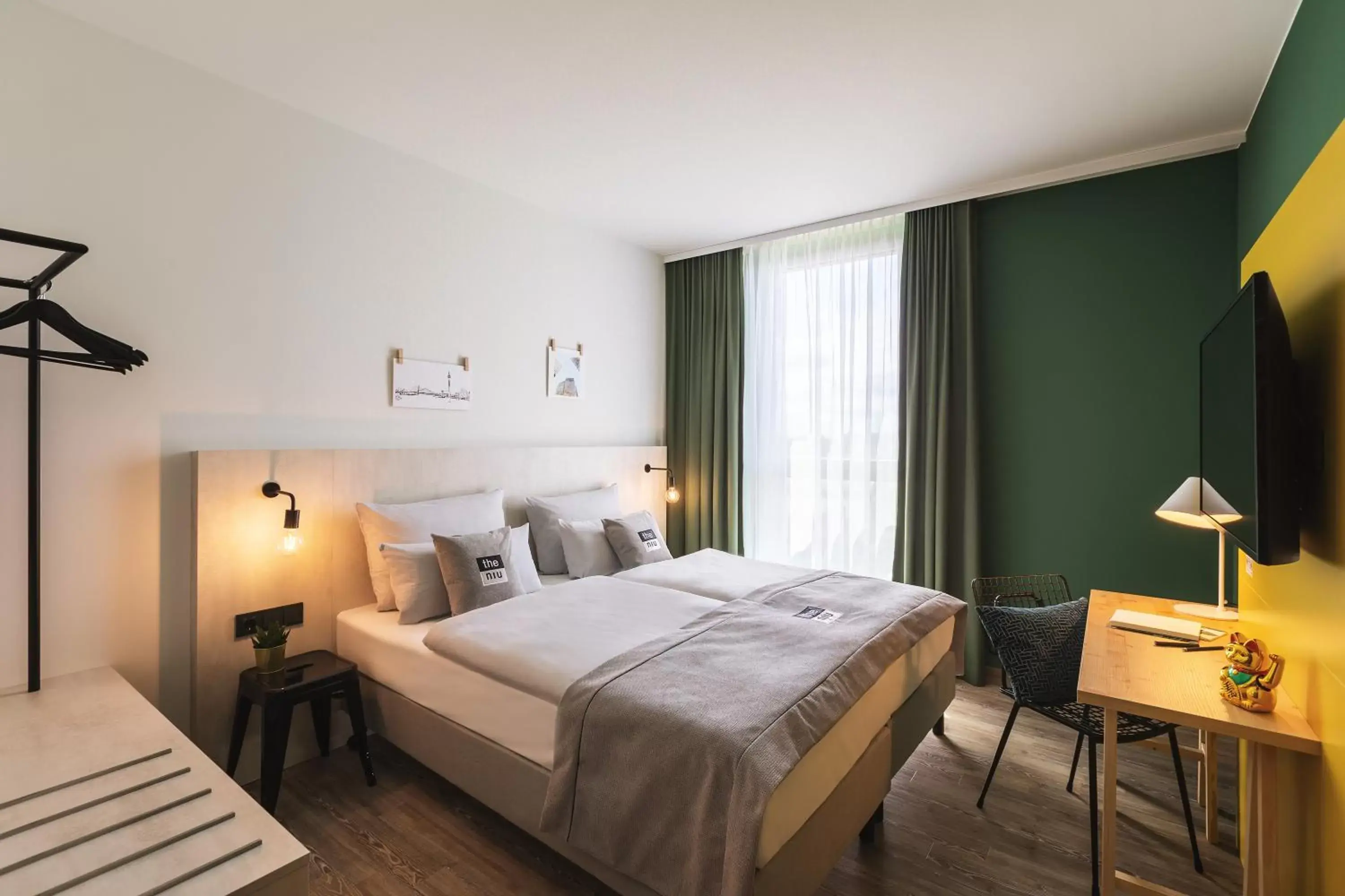 Holiday Inn - the niu Tab Dusseldorf Main Station by IHG Holiday Inn - the niu Tab Dusseldorf Main Station by IHG