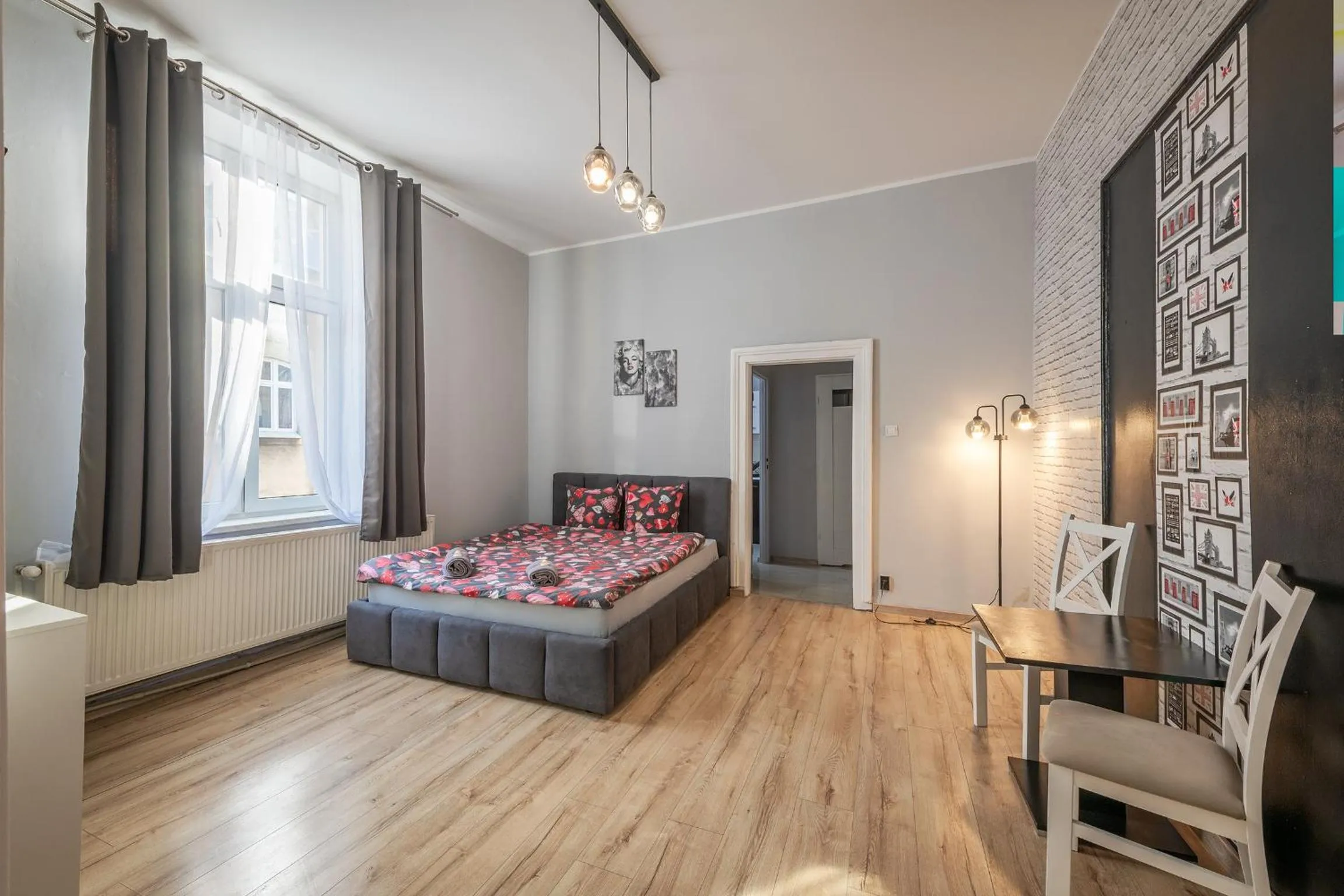 Apartment (5 Adults) in Queen Apartments