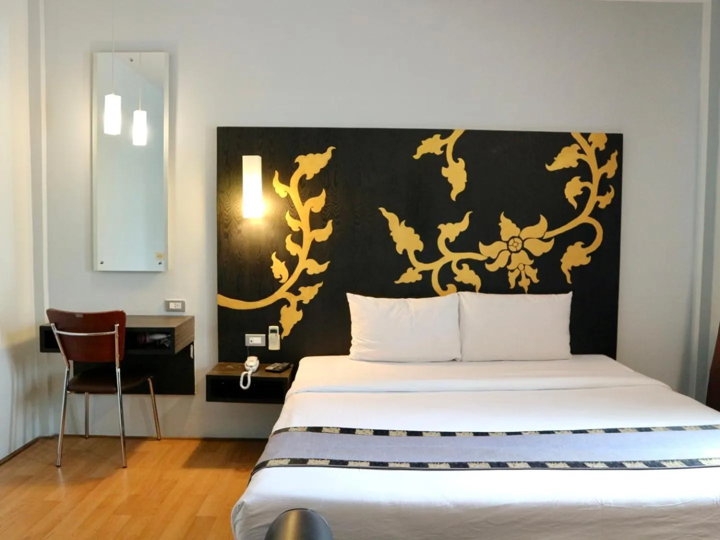 Superior Double Room in Swana Bangkok Hotel