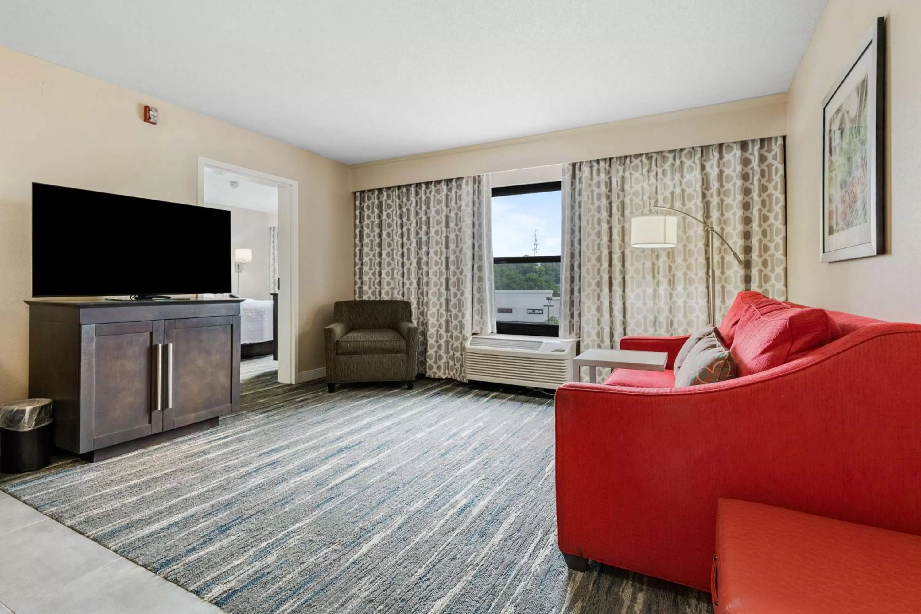 King Suite - Non-Smoking in Hampton Inn & Suites Memphis-Wolfchase Galleria