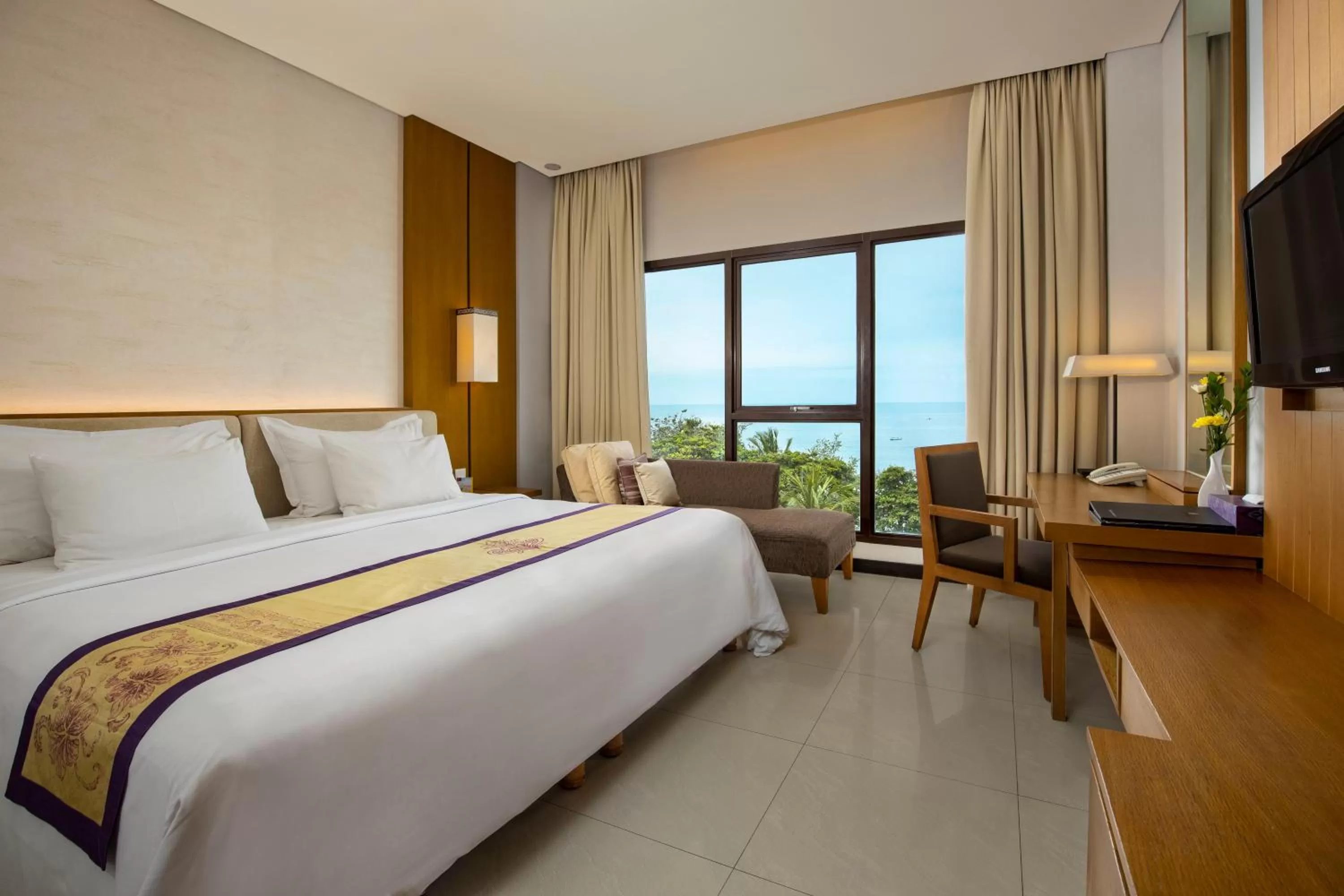 Deluxe Double or Twin Room with Sea View in Grand Inna Kuta