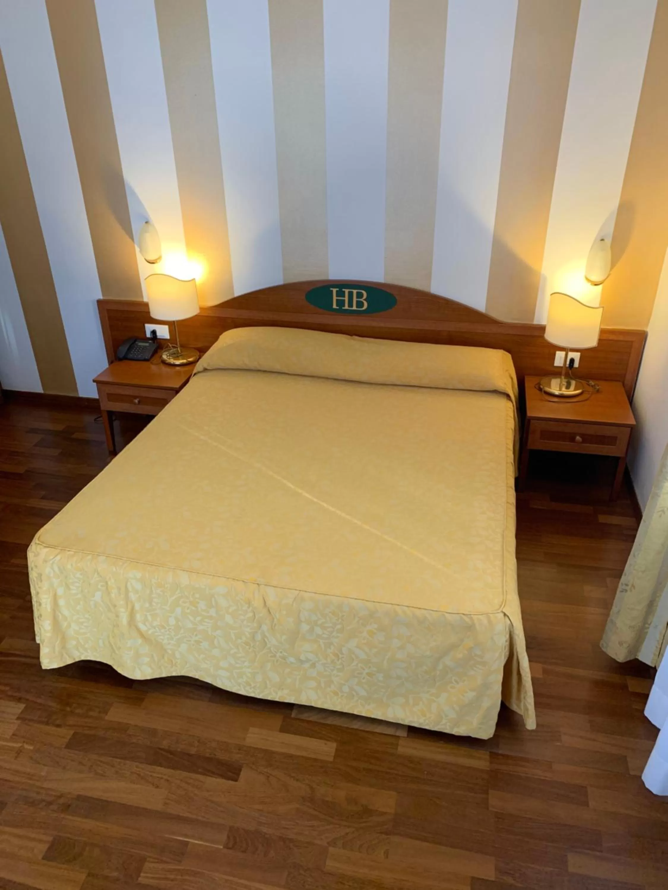 Double Room in Hotel Bogart 2