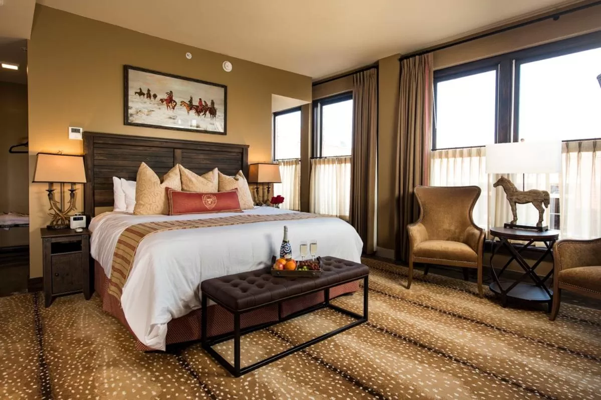 King Room in Frontier Hotel Pawhuska