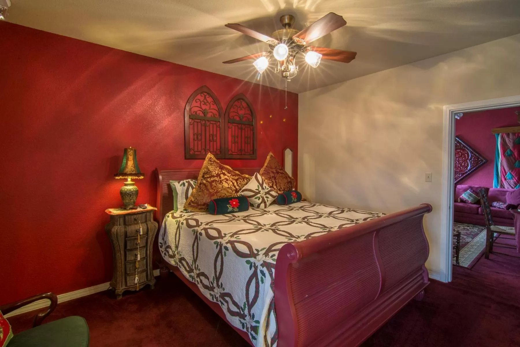 Christmas Suite at All Seasons Inn in All Seasons Inn