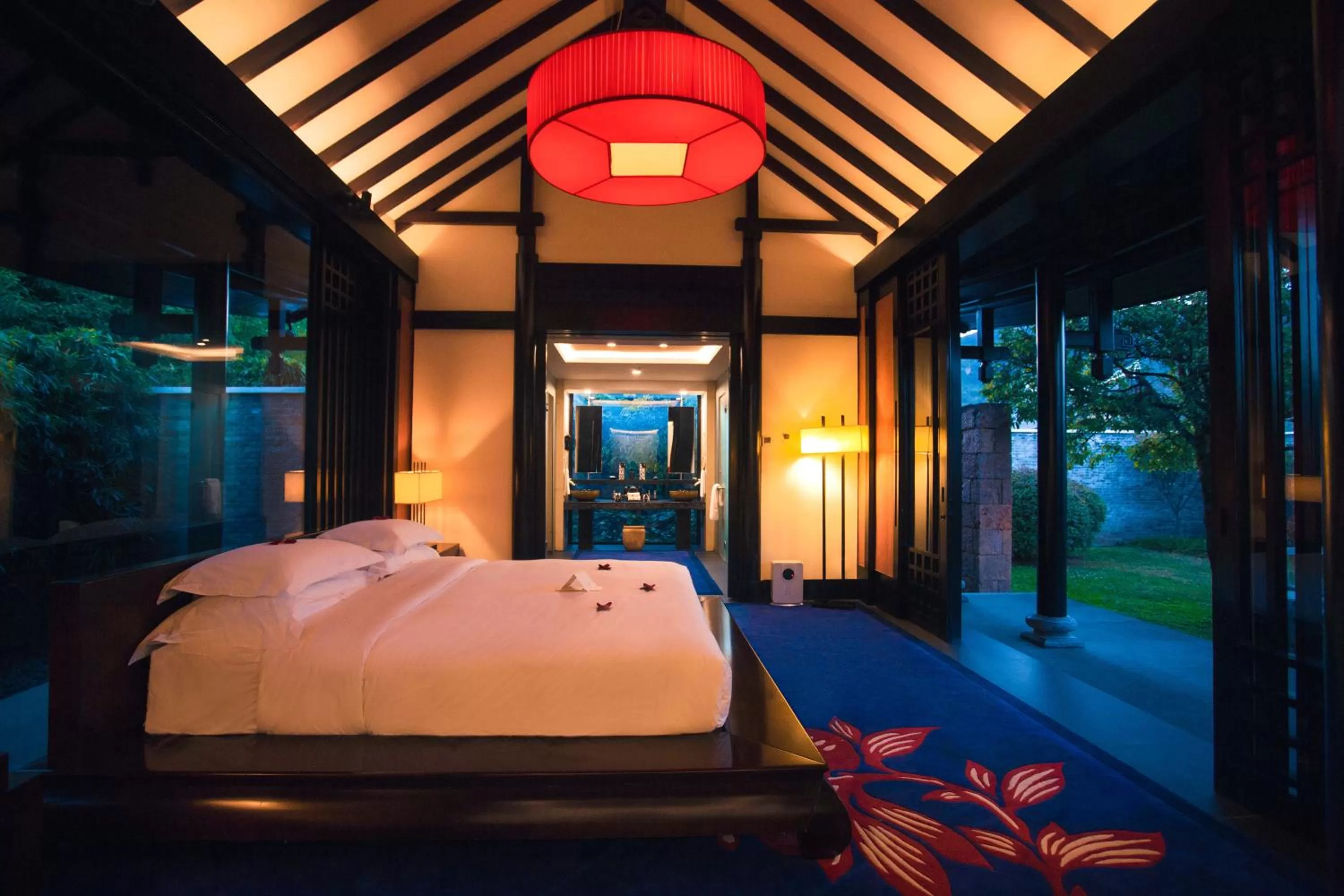 Jet Pool Villa  in Banyan Tree Lijiang