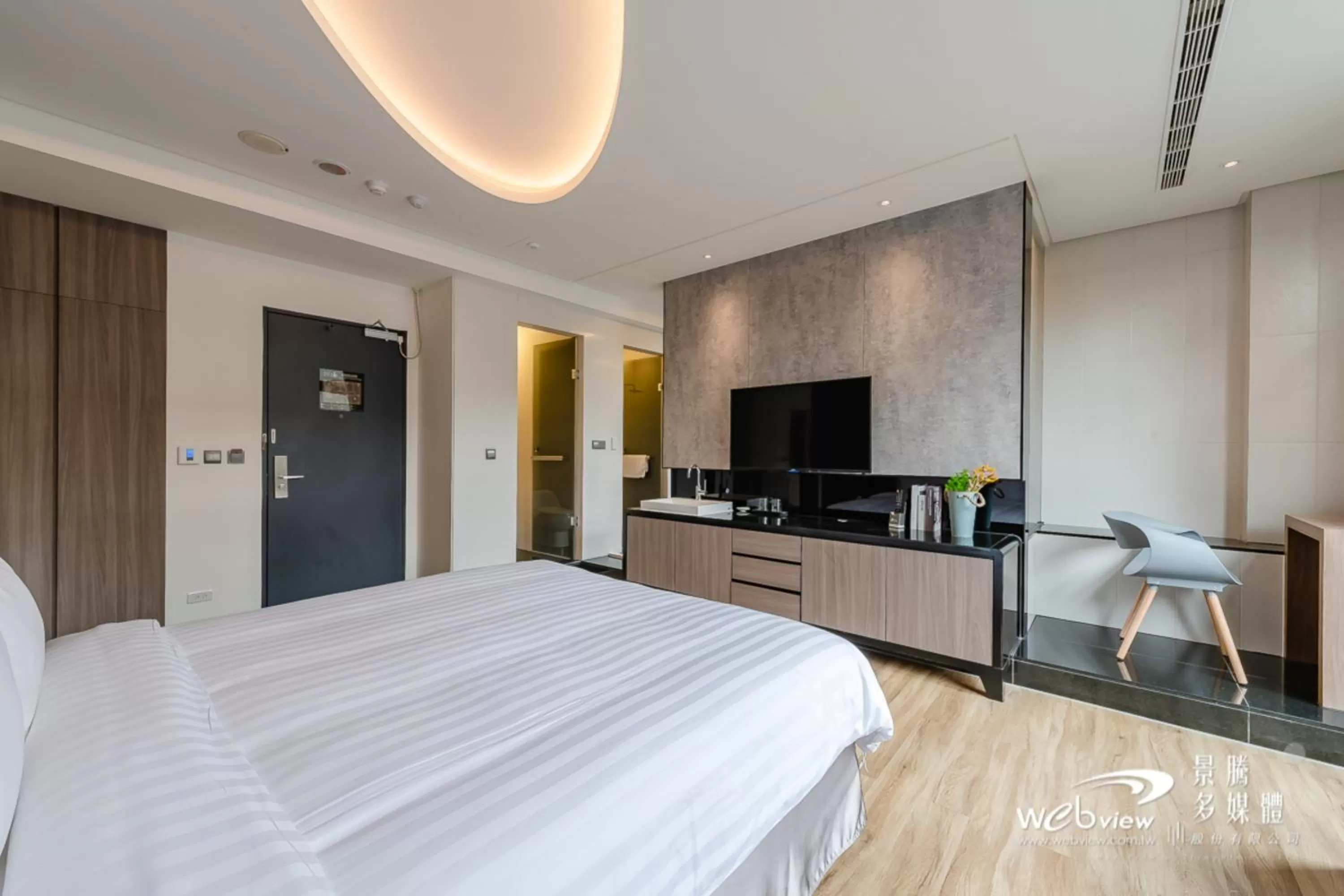 Photo of the whole room, TV/Entertainment Center in Wow Happy- Taipei