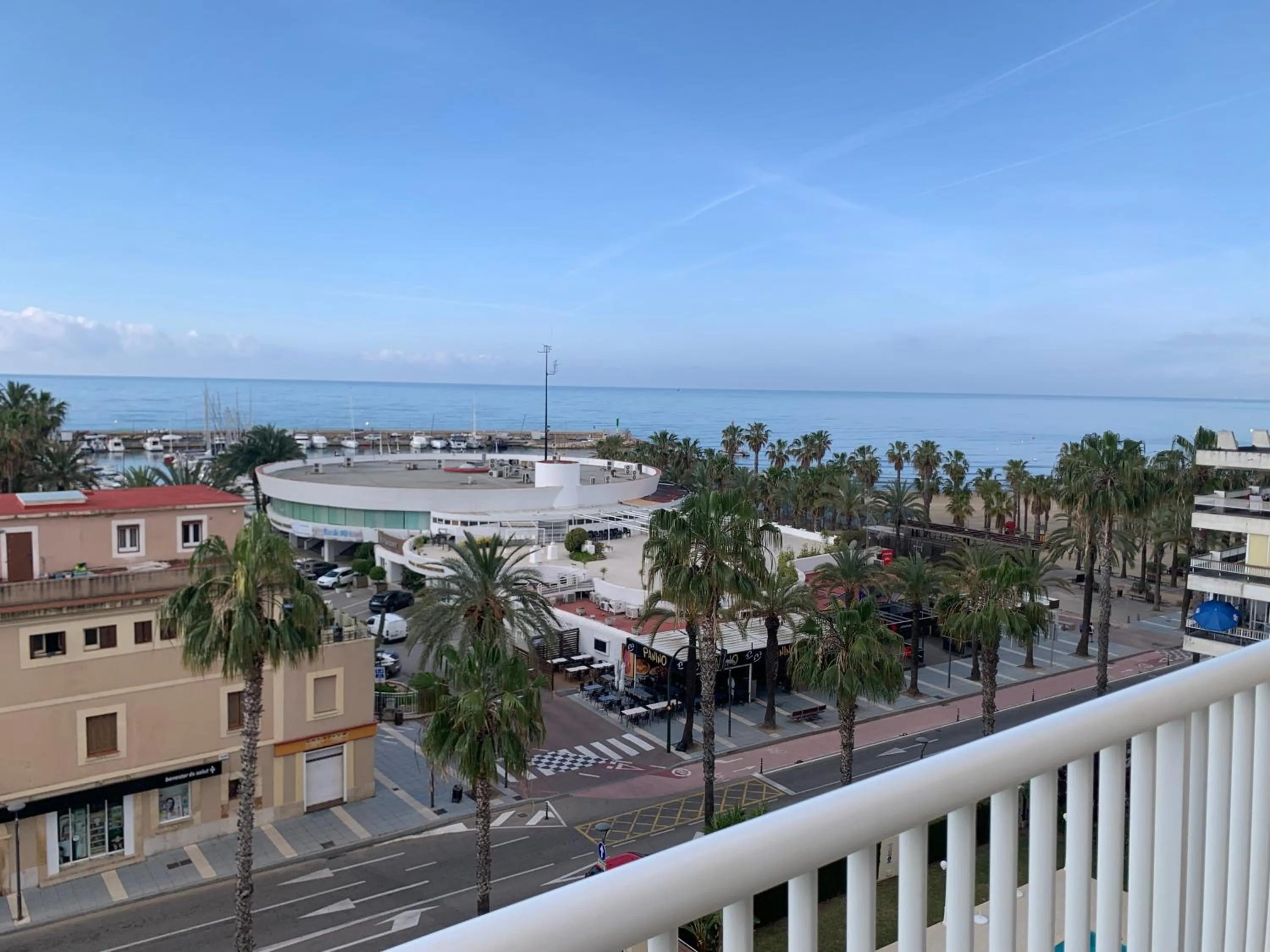 Deluxe Double Room with Balcony and Sea View in Hotel Planas