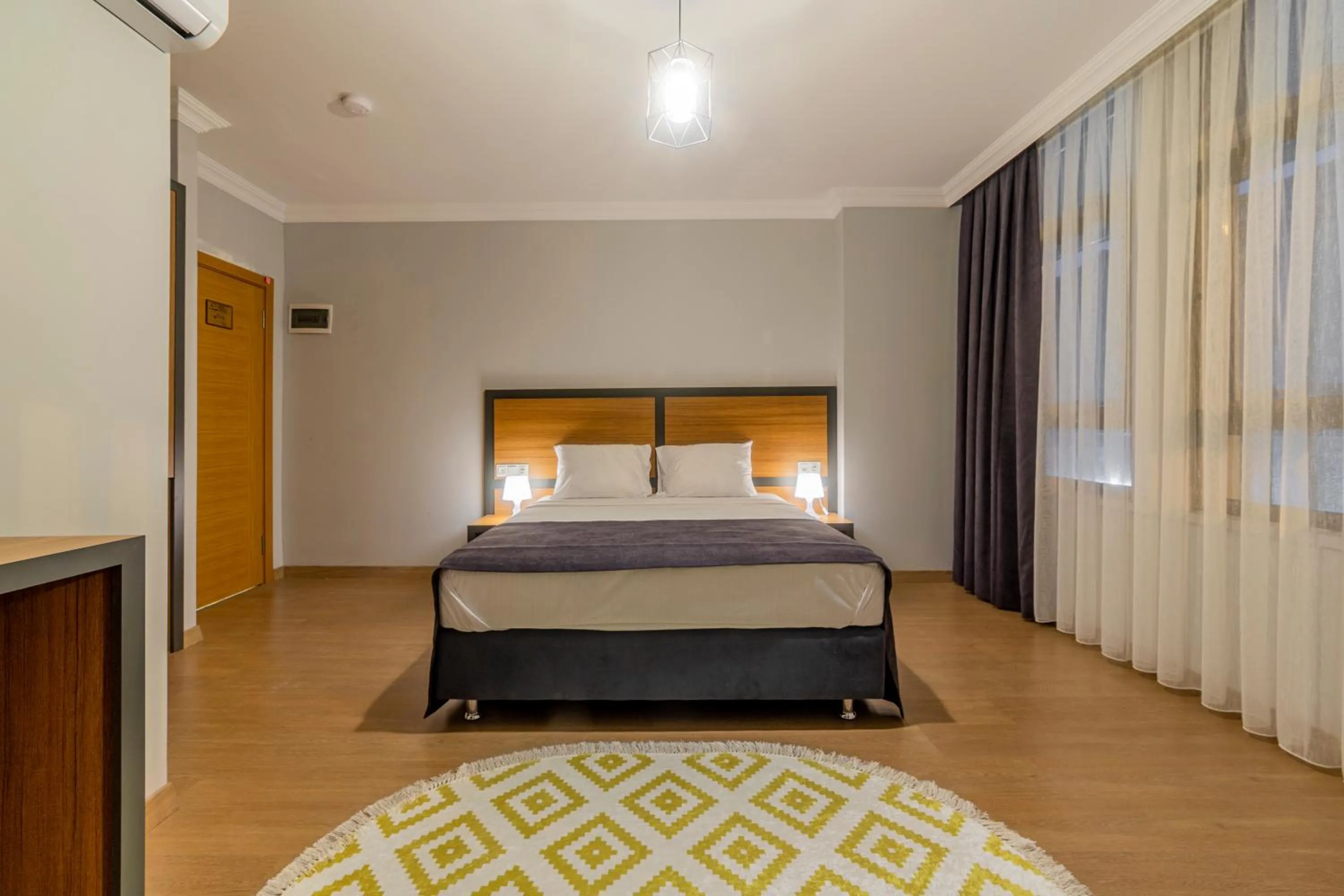 Antalya Business Hotel