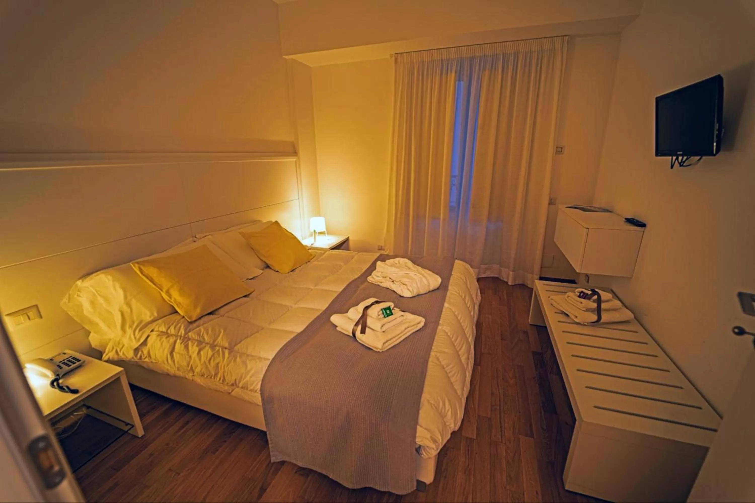 One-Bedroom Apartment (4 Adults) - Annex in Hotel Cave Del Sole