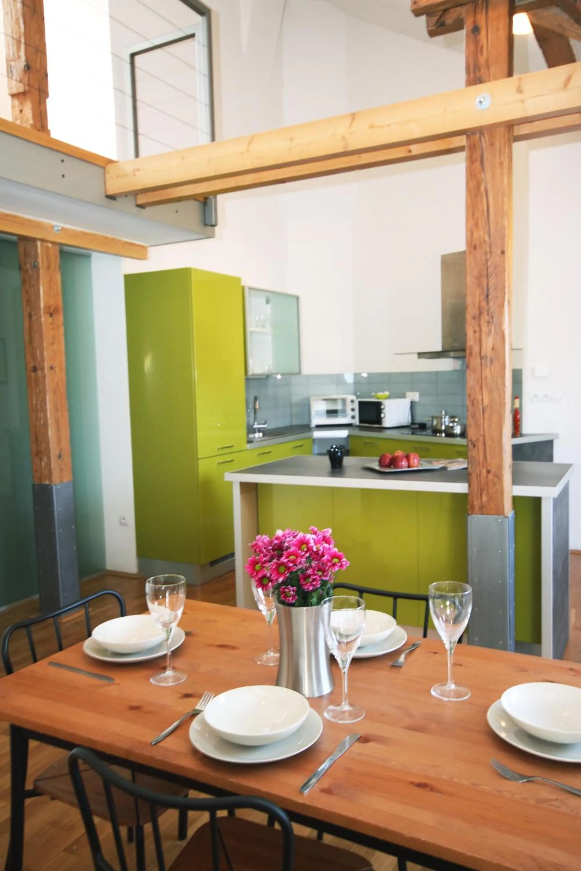 Kitchen or kitchenette in River View Residence