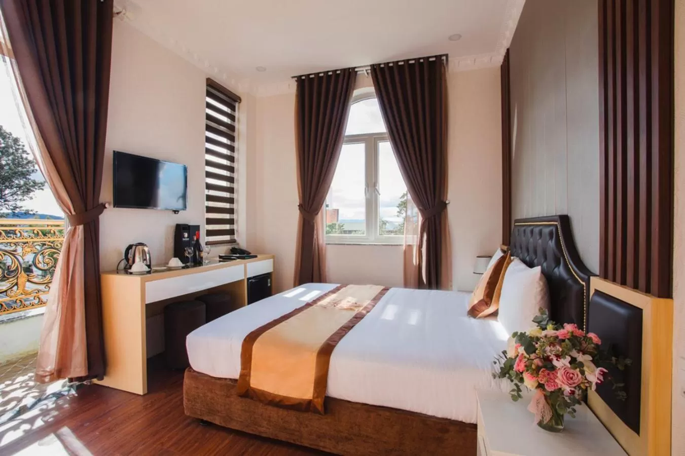 Deluxe Double Room with Balcony in Be U Hotel City View