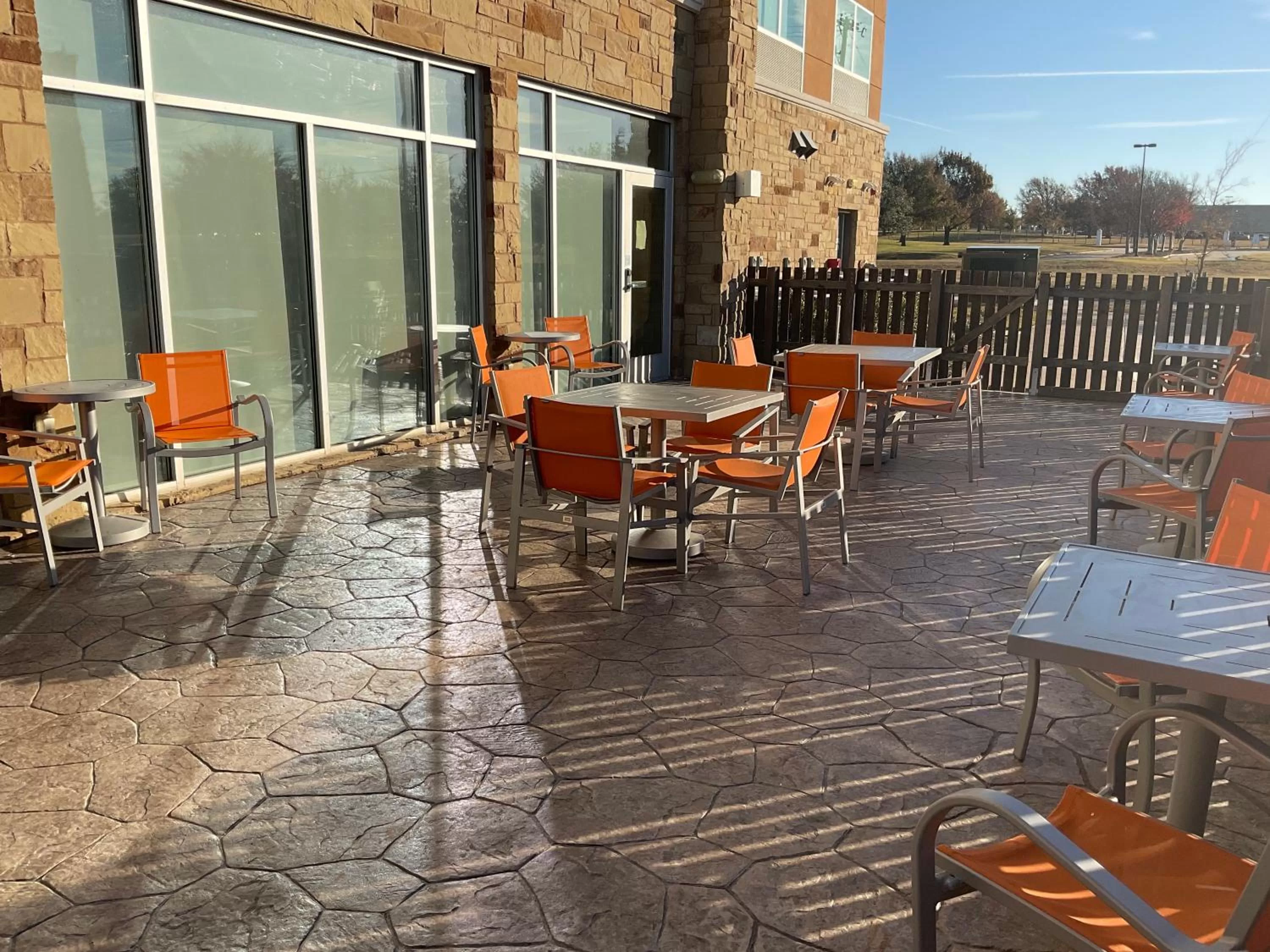 Holiday Inn Express & Suites - Wylie West by IHG