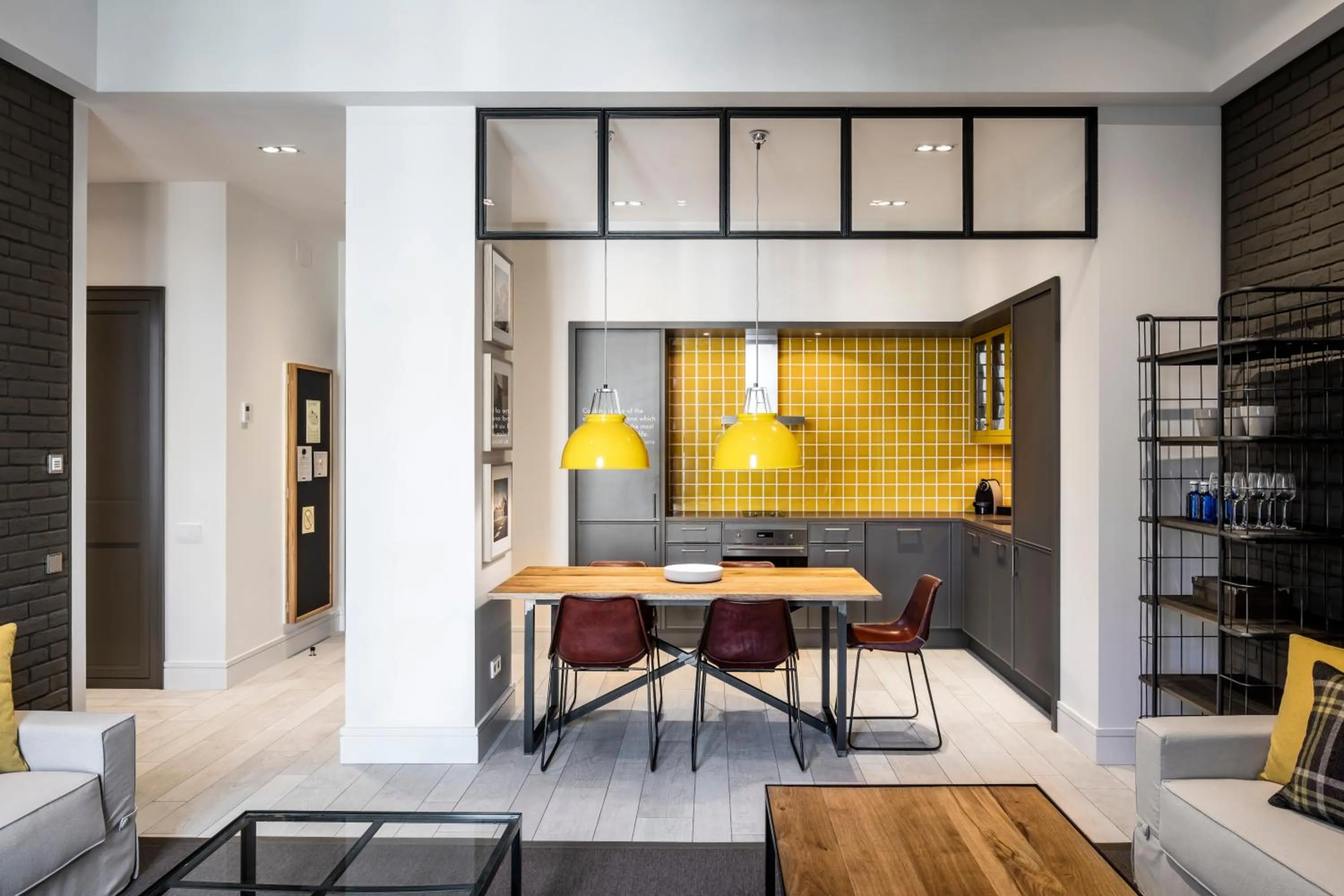 Three-Bedroom Apartment (6 Adults) in Midtown Apartments