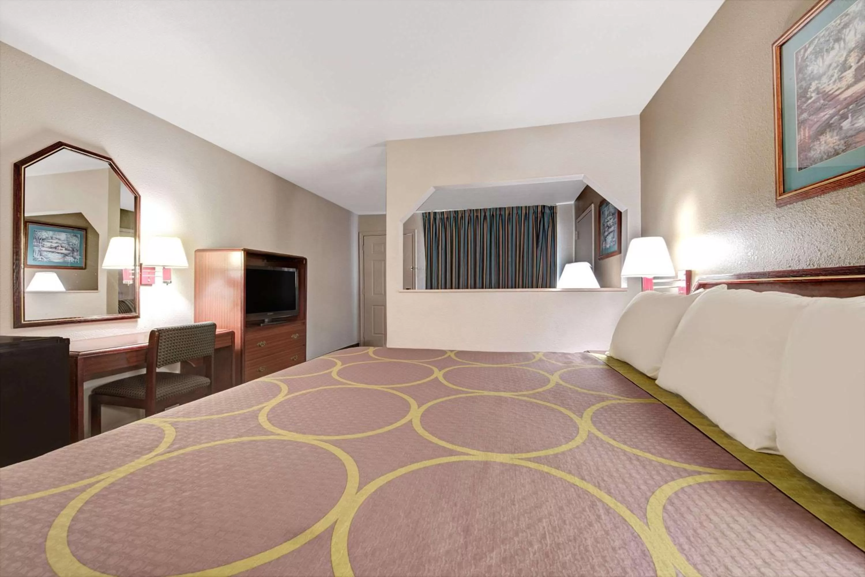 King Studio Suite - Non-Smoking in Super 8 by Wyndham Richardson Dallas