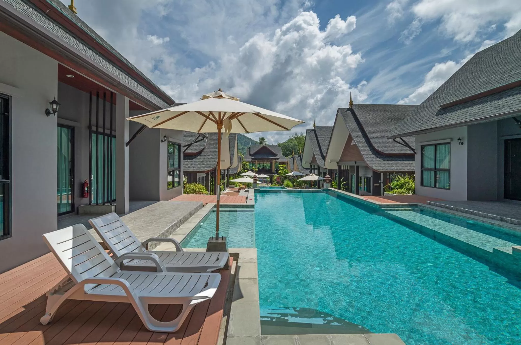 Two Bedrooms Pool Access Villas in The Scene Cliff View Villas