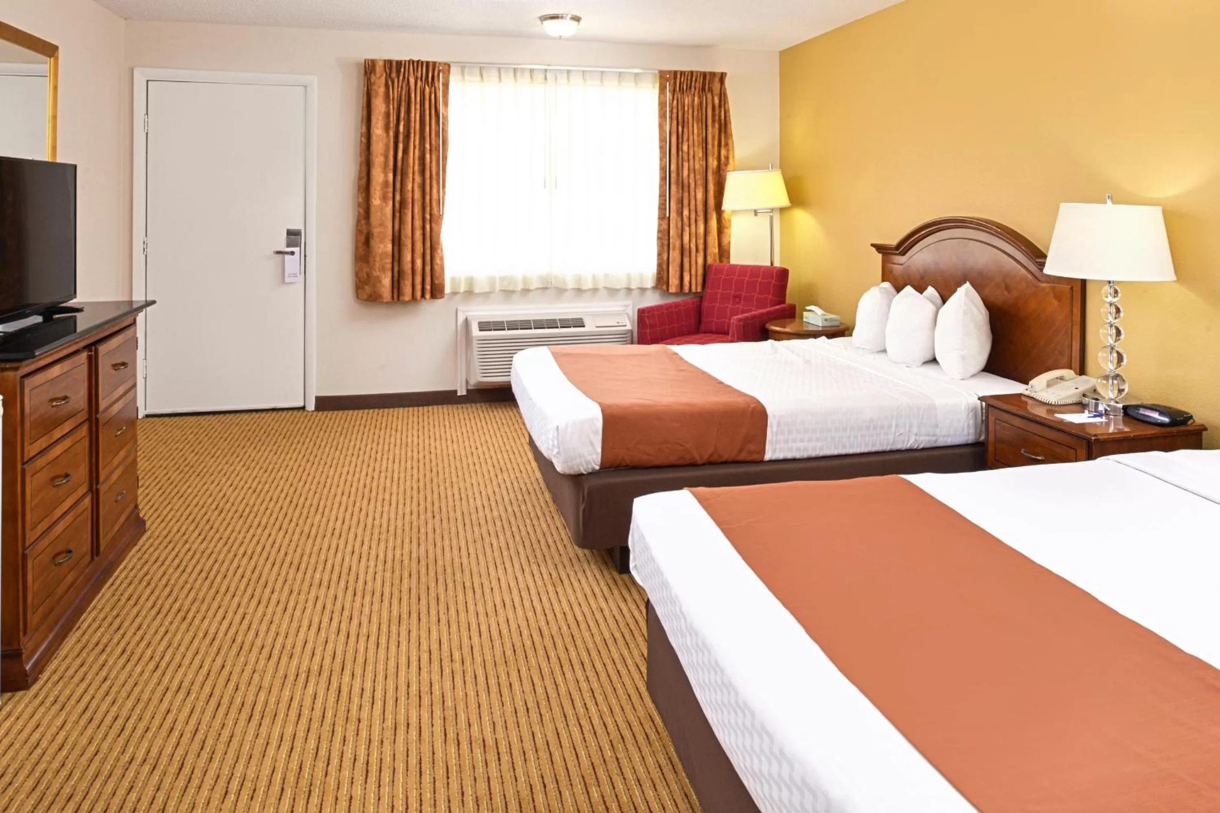 Deluxe Room with Two Double Beds - Non-Smoking  in Americas Best Value Inn Plattsburgh