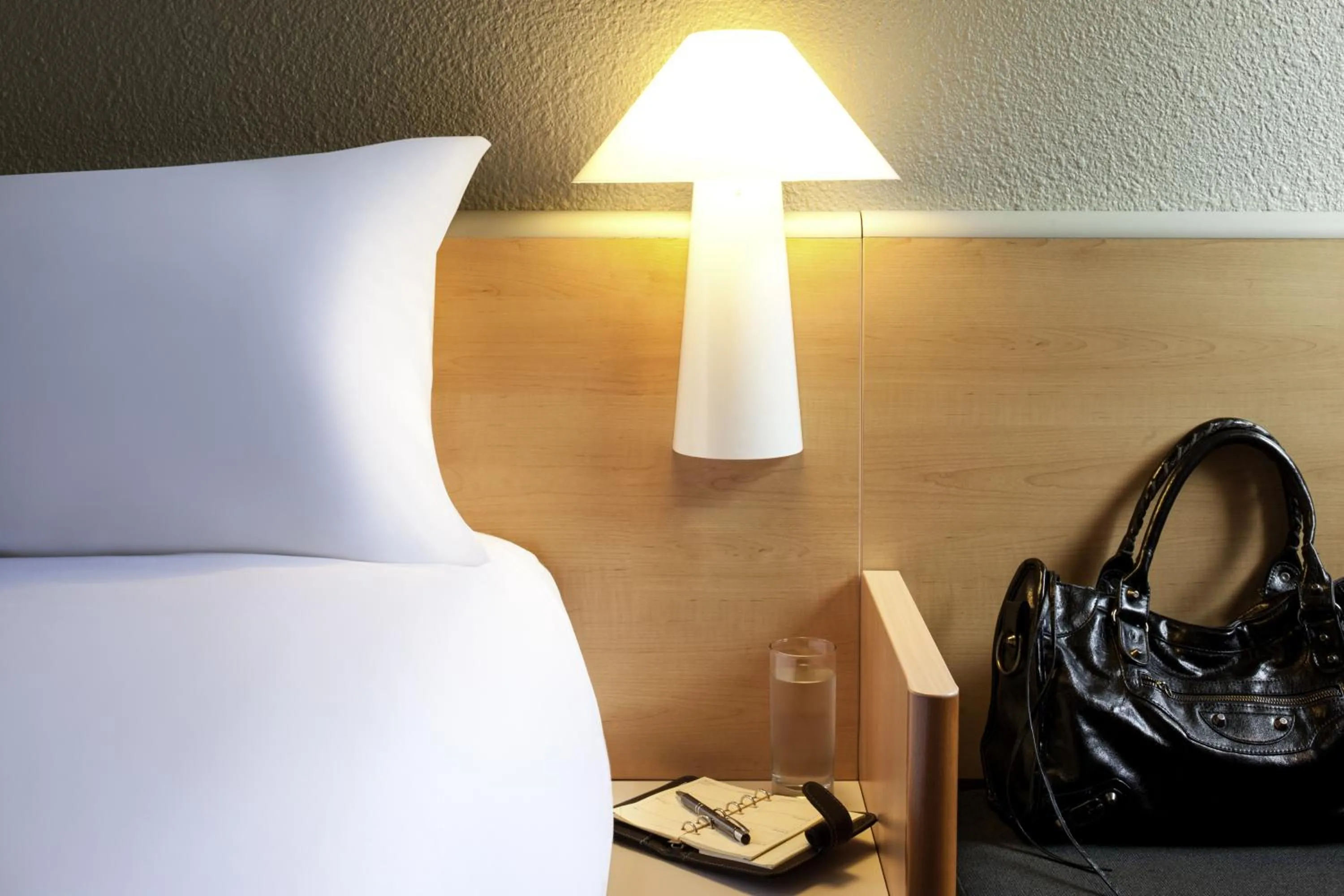 Standard Double Room with Single Bed in ibis Chambery