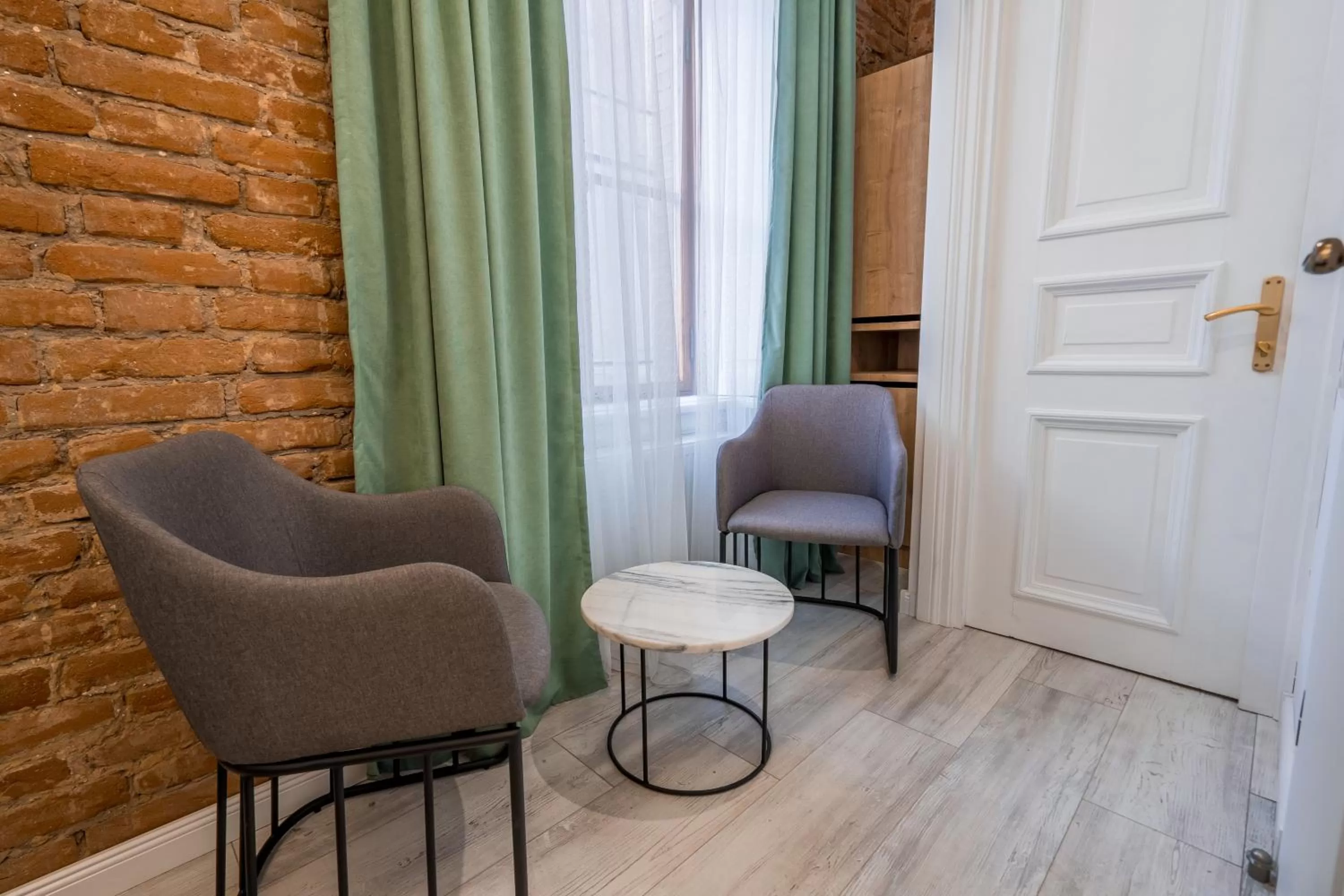 Deluxe Double Room in Mini Hotel on Aghmashenebeli Ave