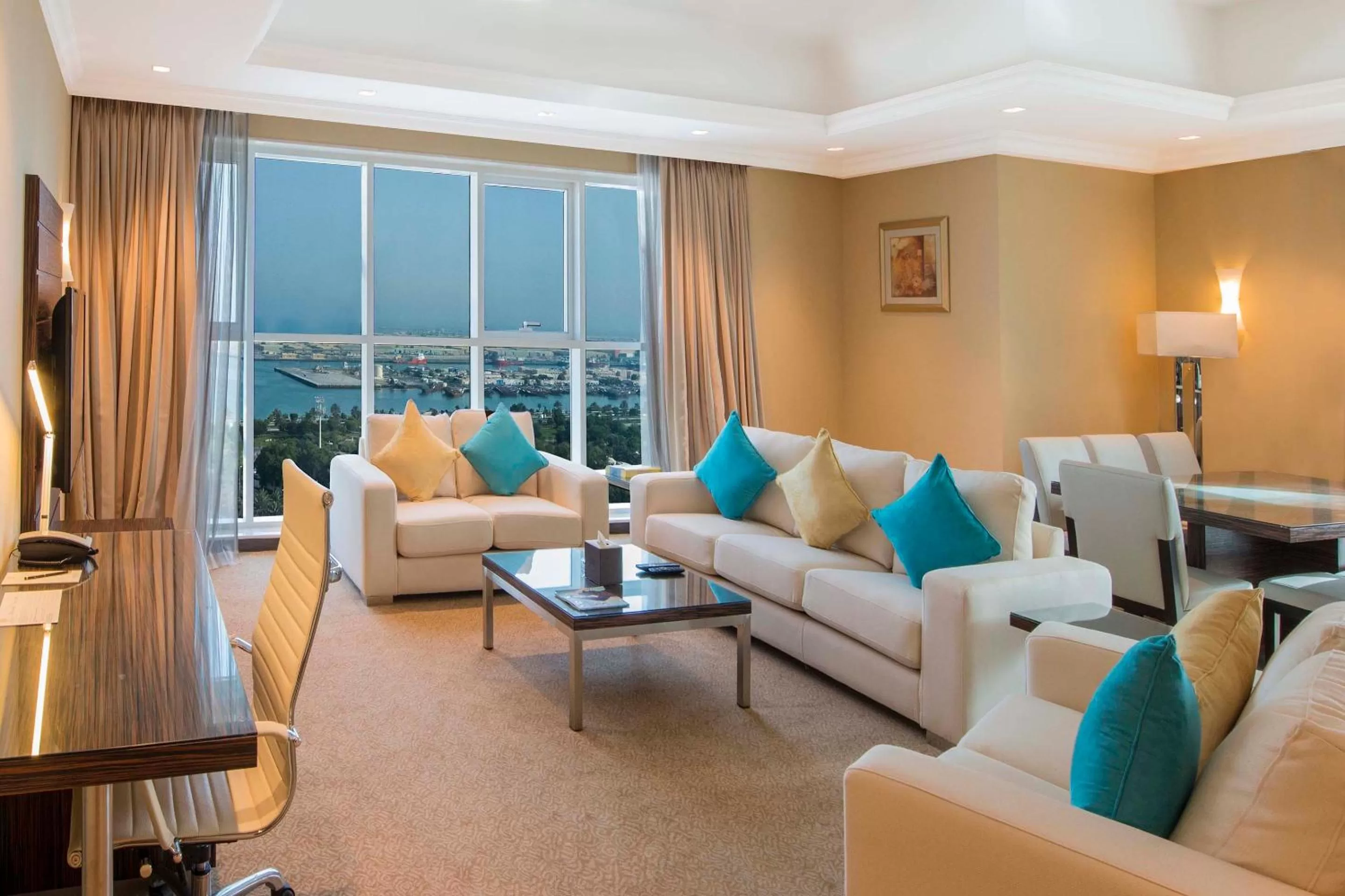 Penthouse Suite in Jannah Burj Al Sarab