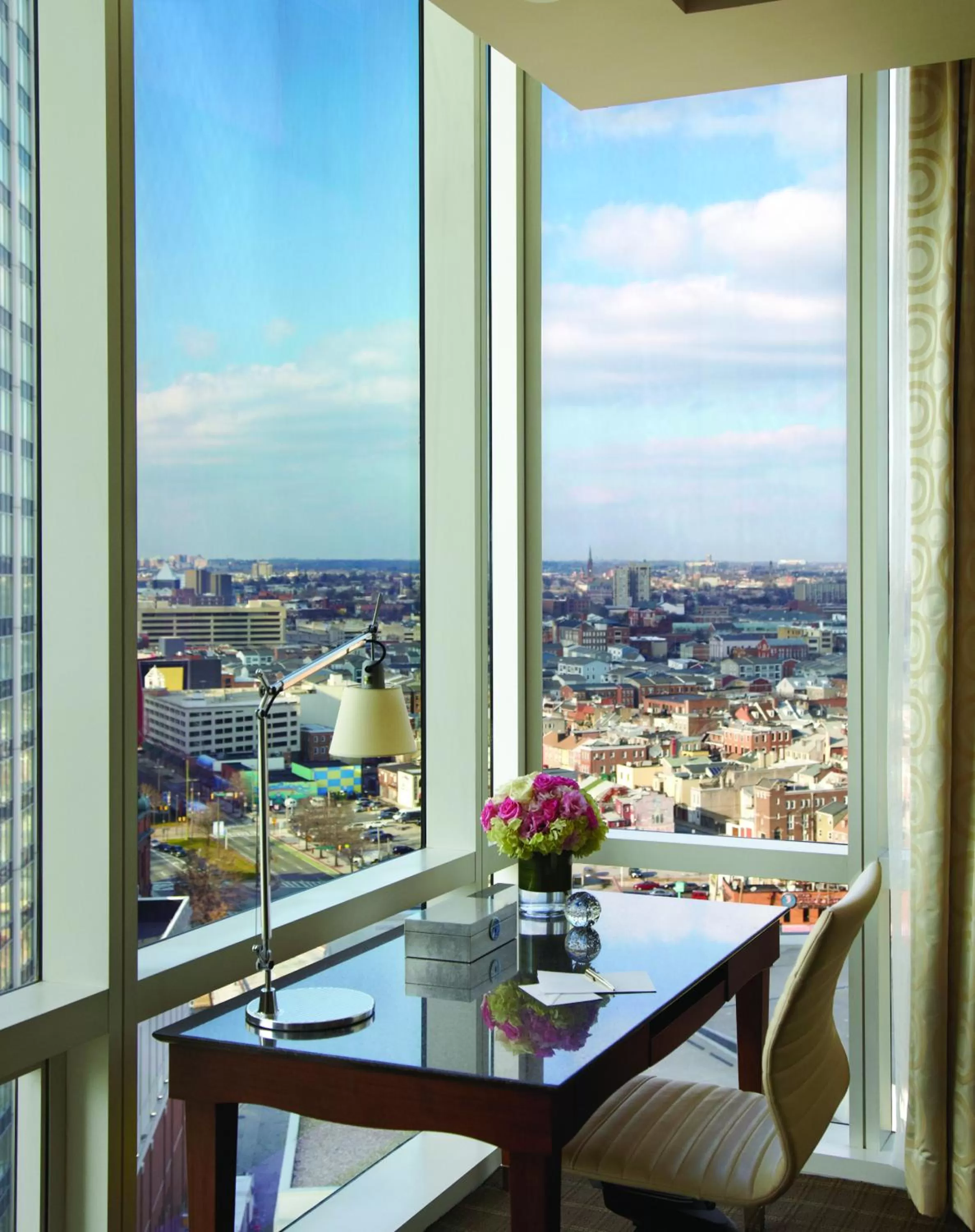 King Room with City View in Four Seasons Baltimore