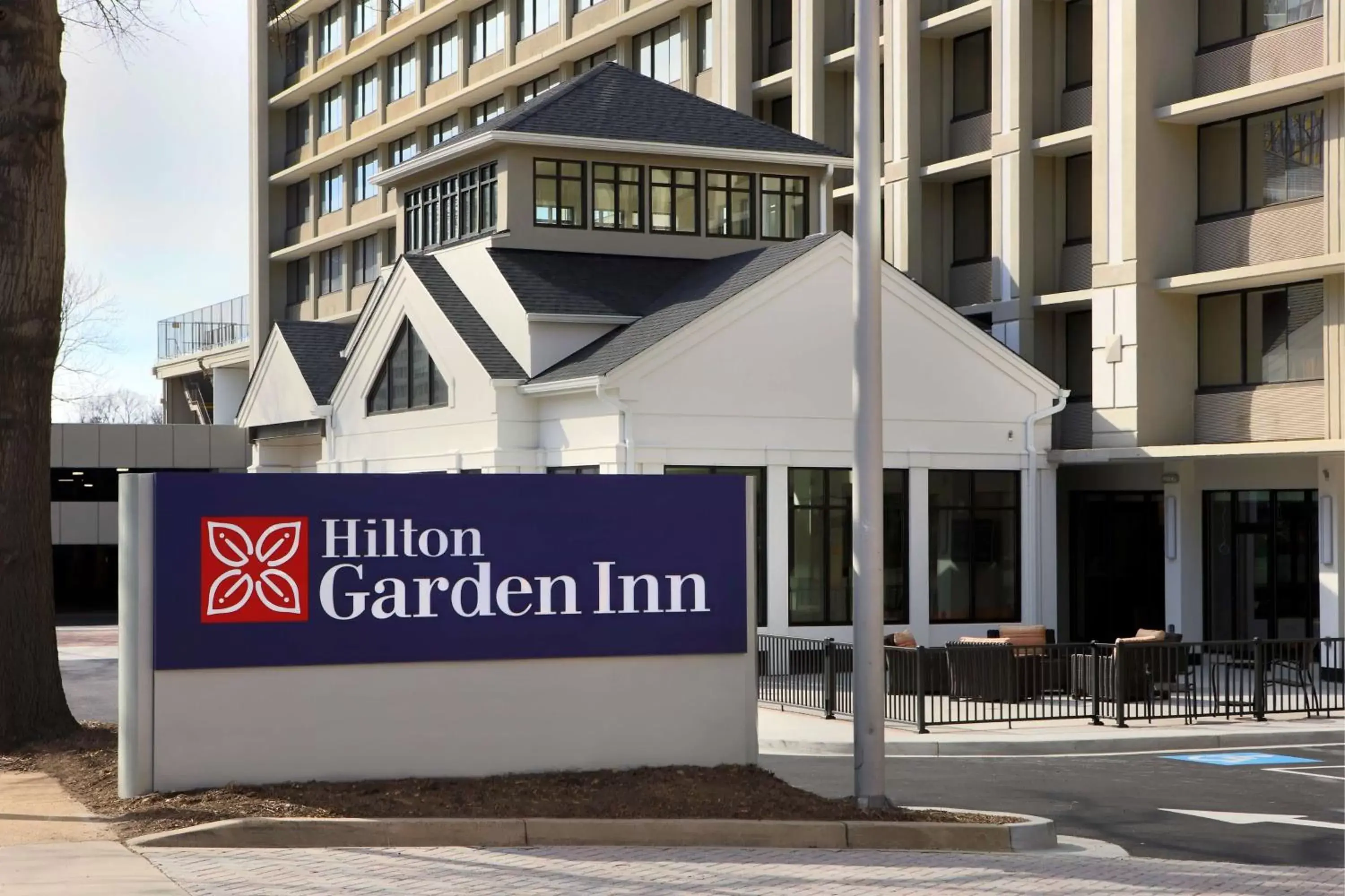 Hilton Garden Inn Reagan National Airport Hilton Garden Inn Reagan National Airport