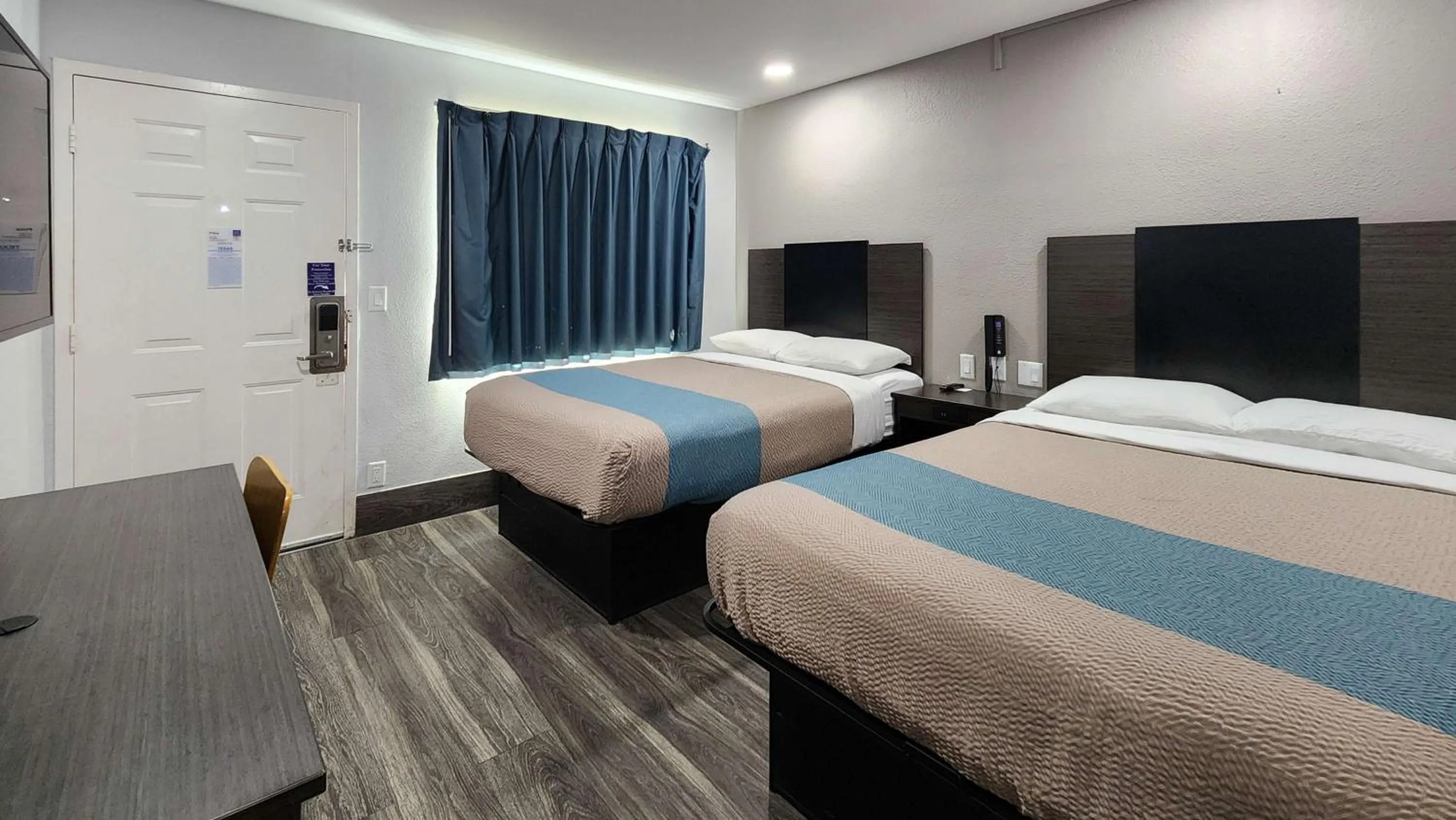 Quadruple Room in Motel 6-Galveston, TX