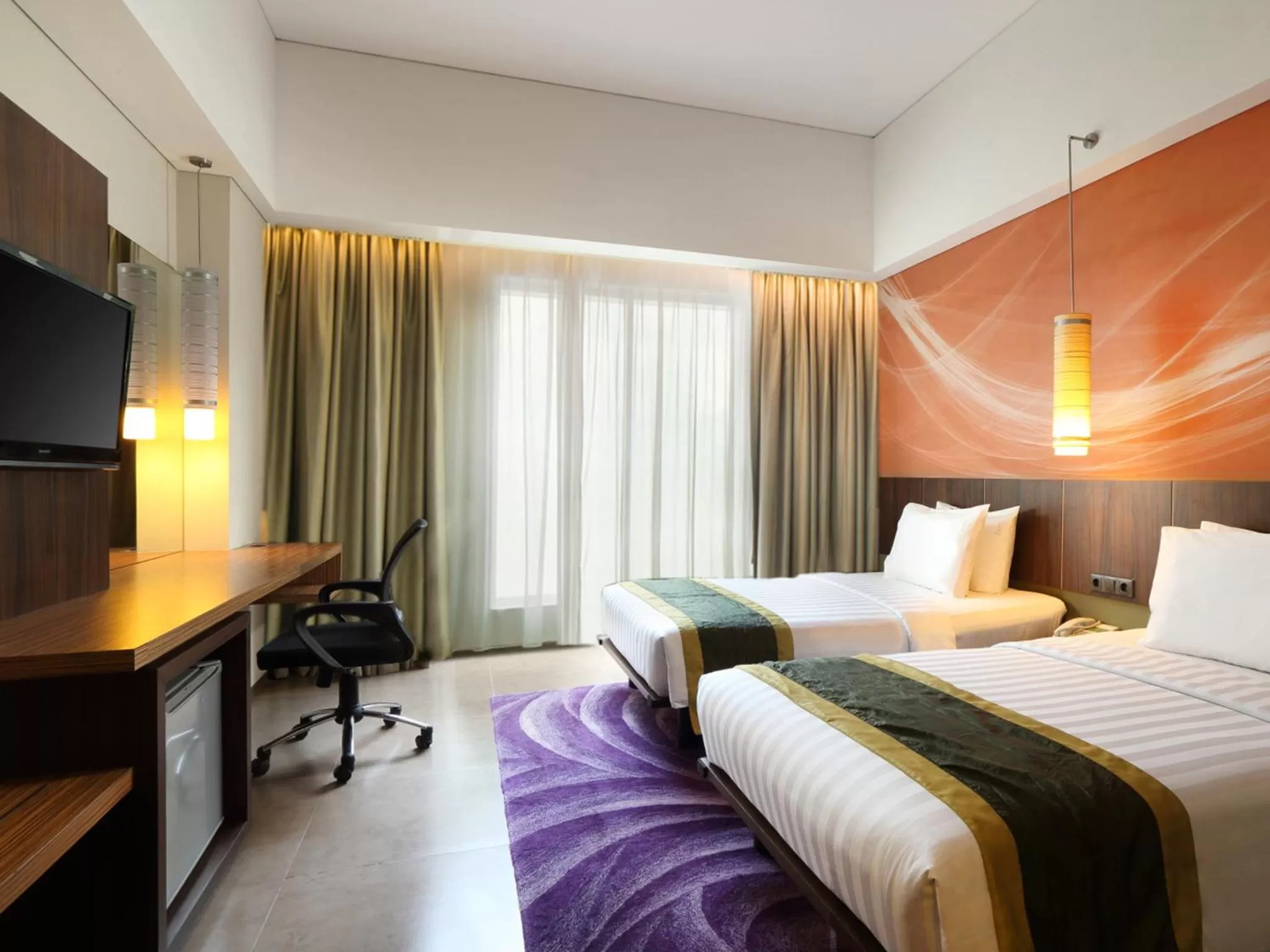 Standard Twin Room with Pool Access - Non-Smoking in Holiday Inn Bandung Pasteur by IHG