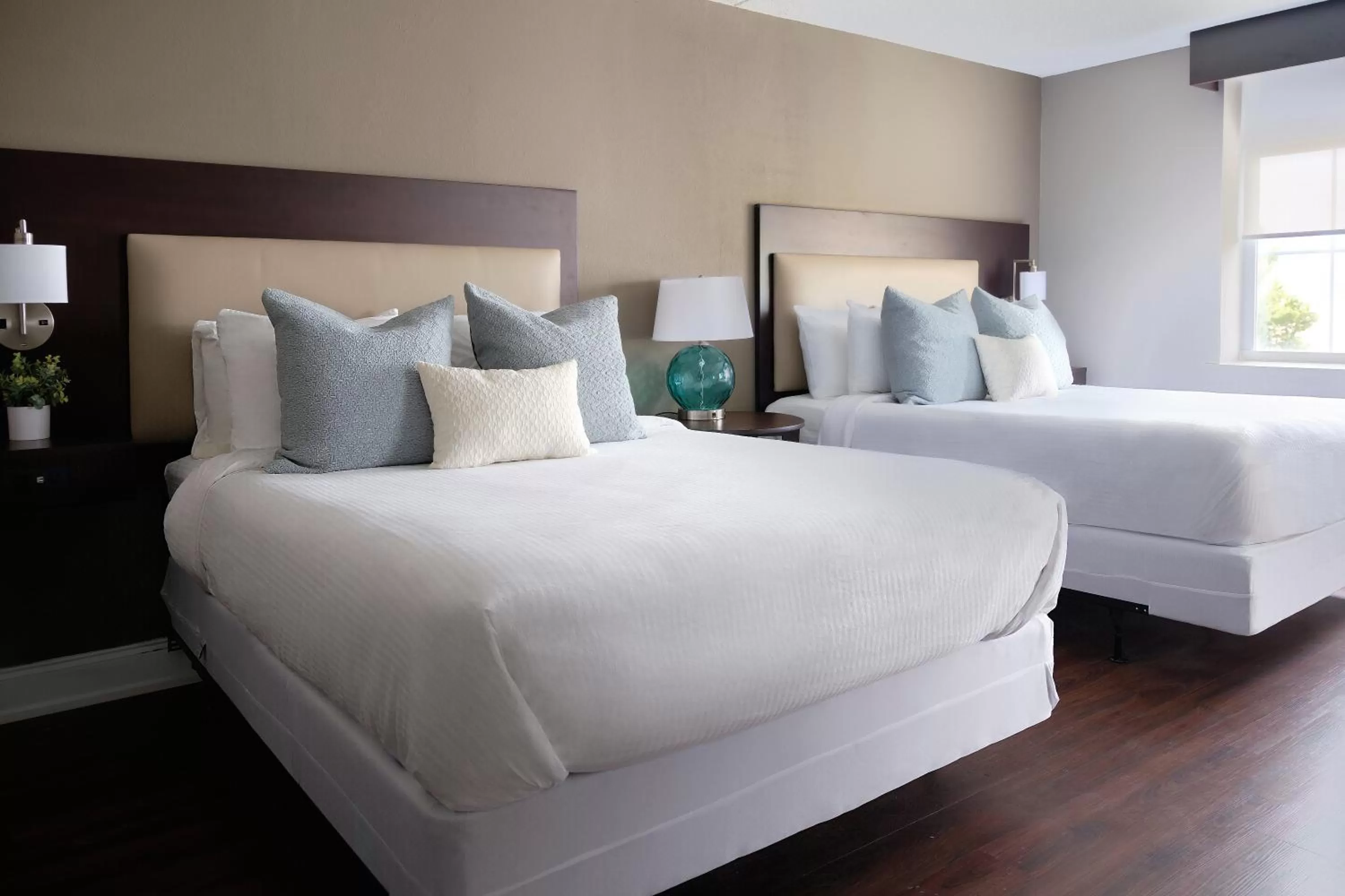 Queen Room with Two Queen Beds in Best Western Plus Executive Residency Pottstown